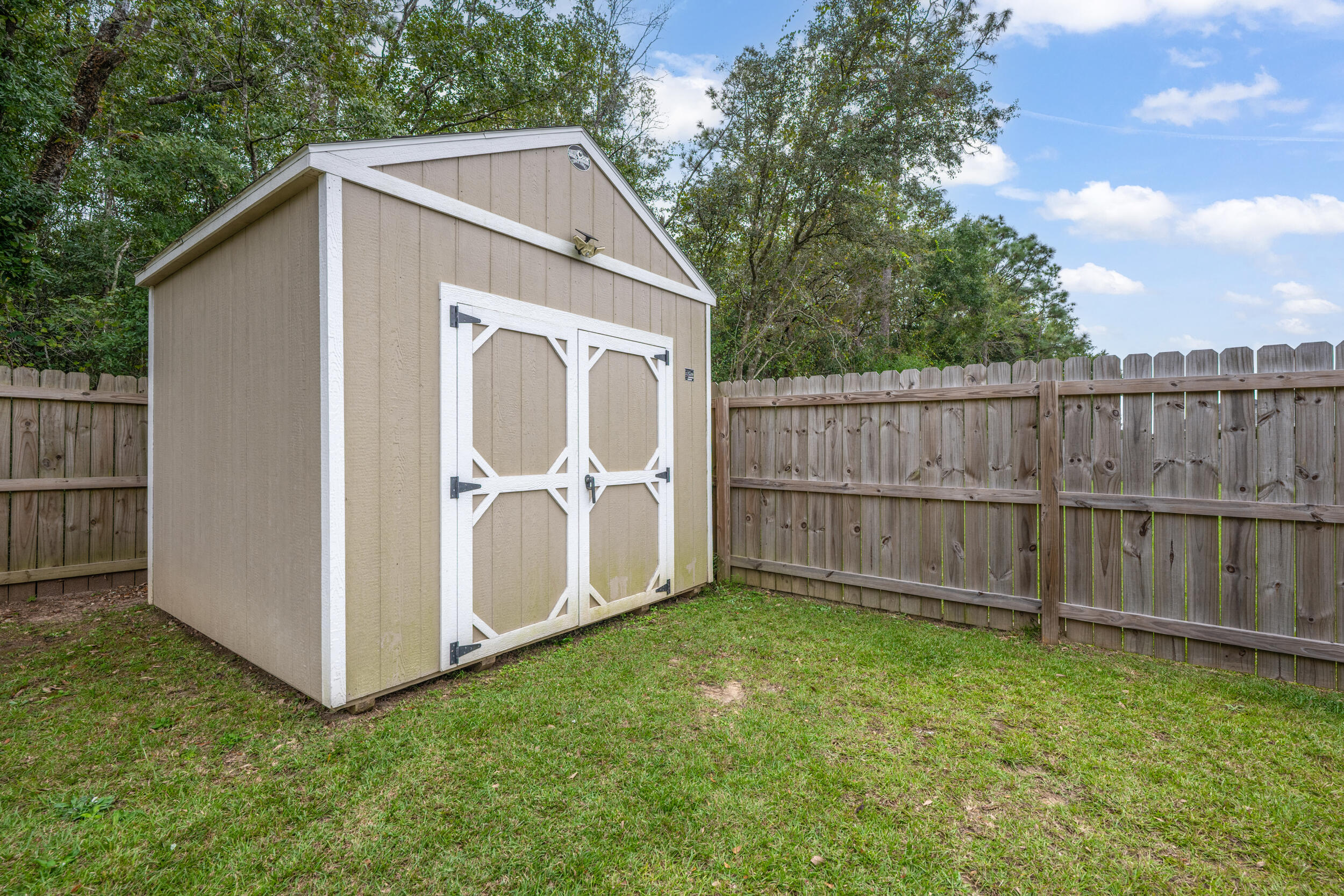 PLANTATION WOODS - Residential