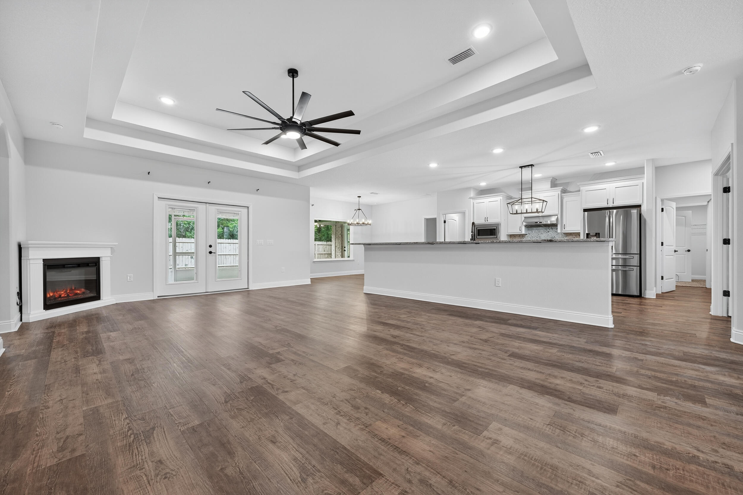 PLANTATION WOODS - Residential