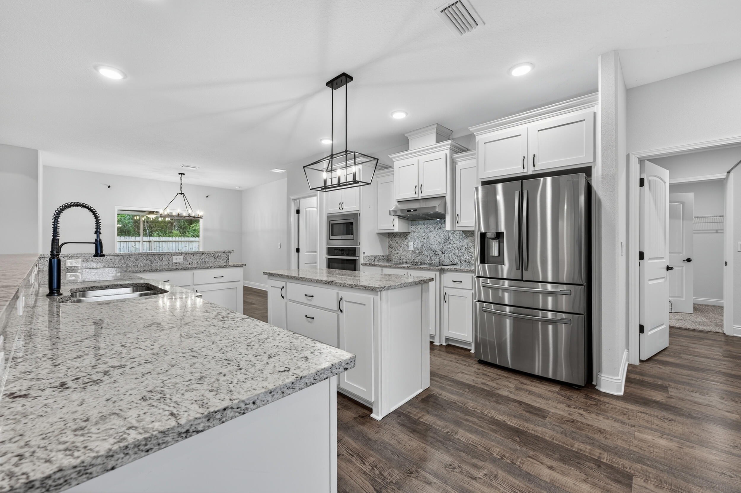 PLANTATION WOODS - Residential