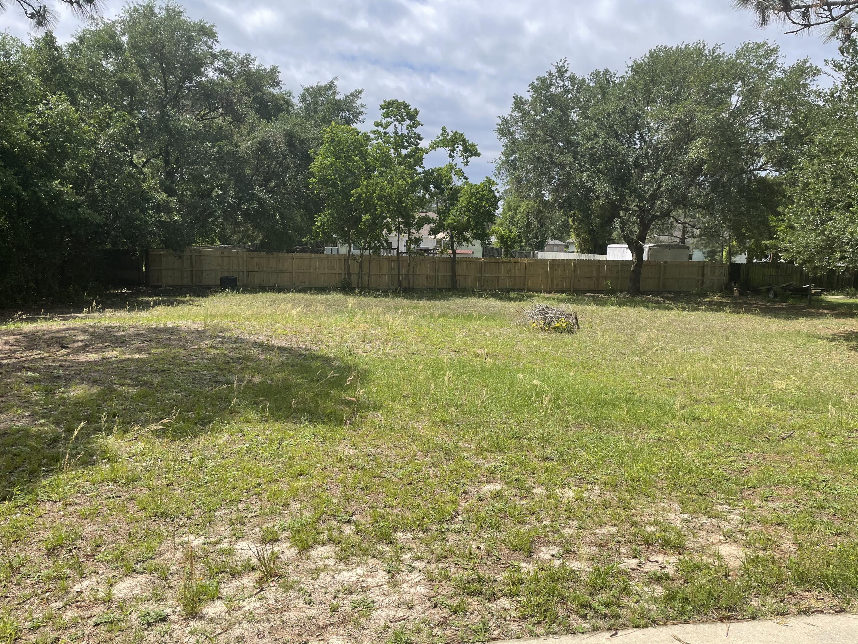 NAVARRE 2ND ADDN - Residential