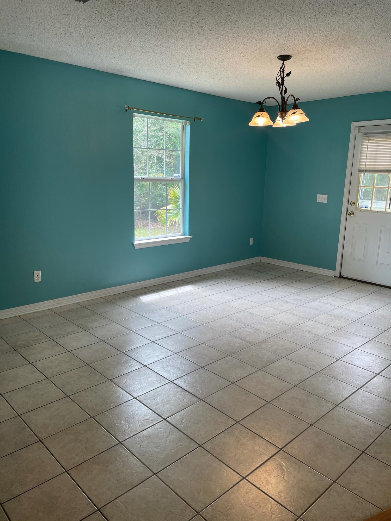 NAVARRE 2ND ADDN - Residential