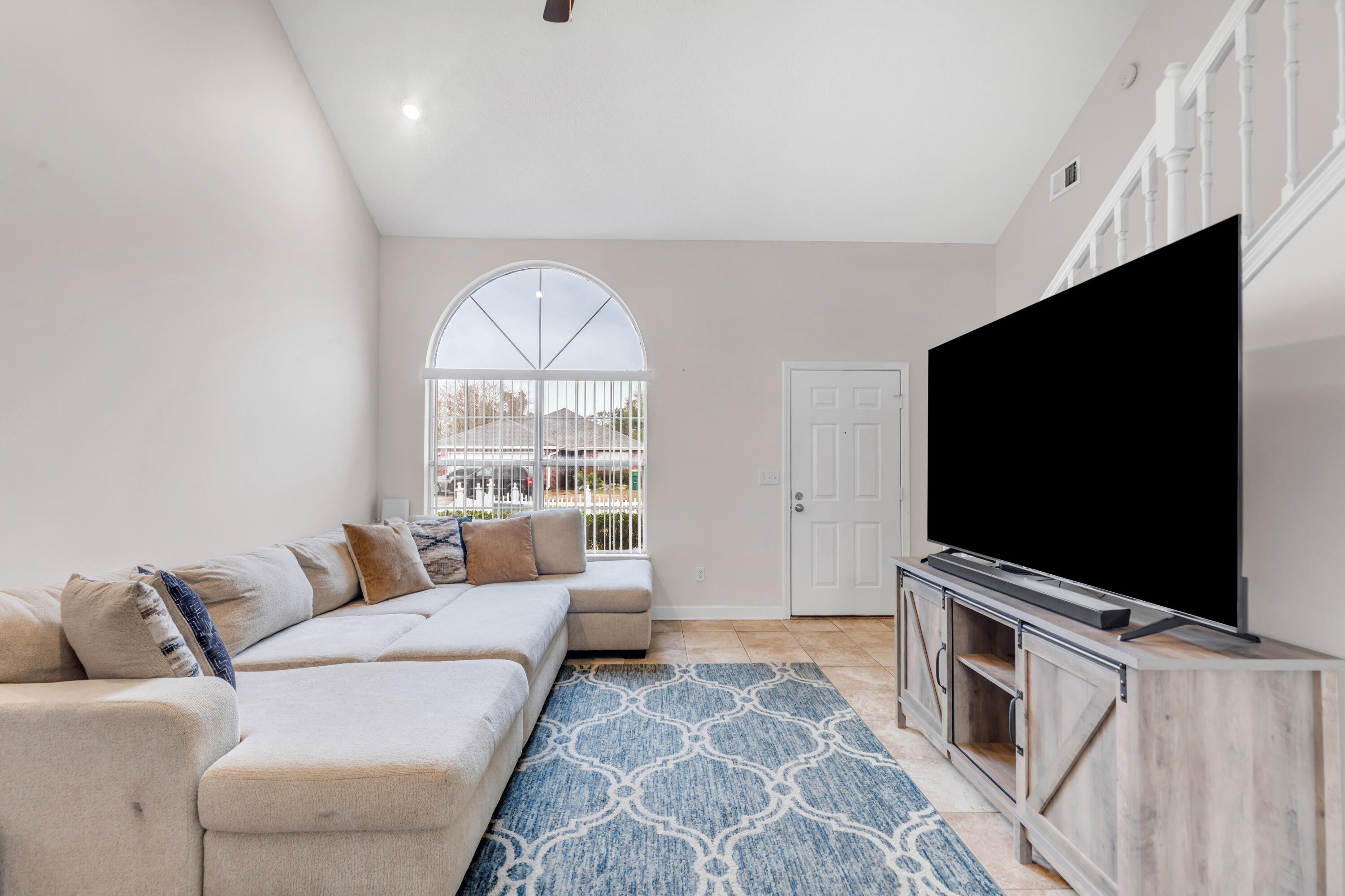 ROANOKE VILLAGE S/D - Residential