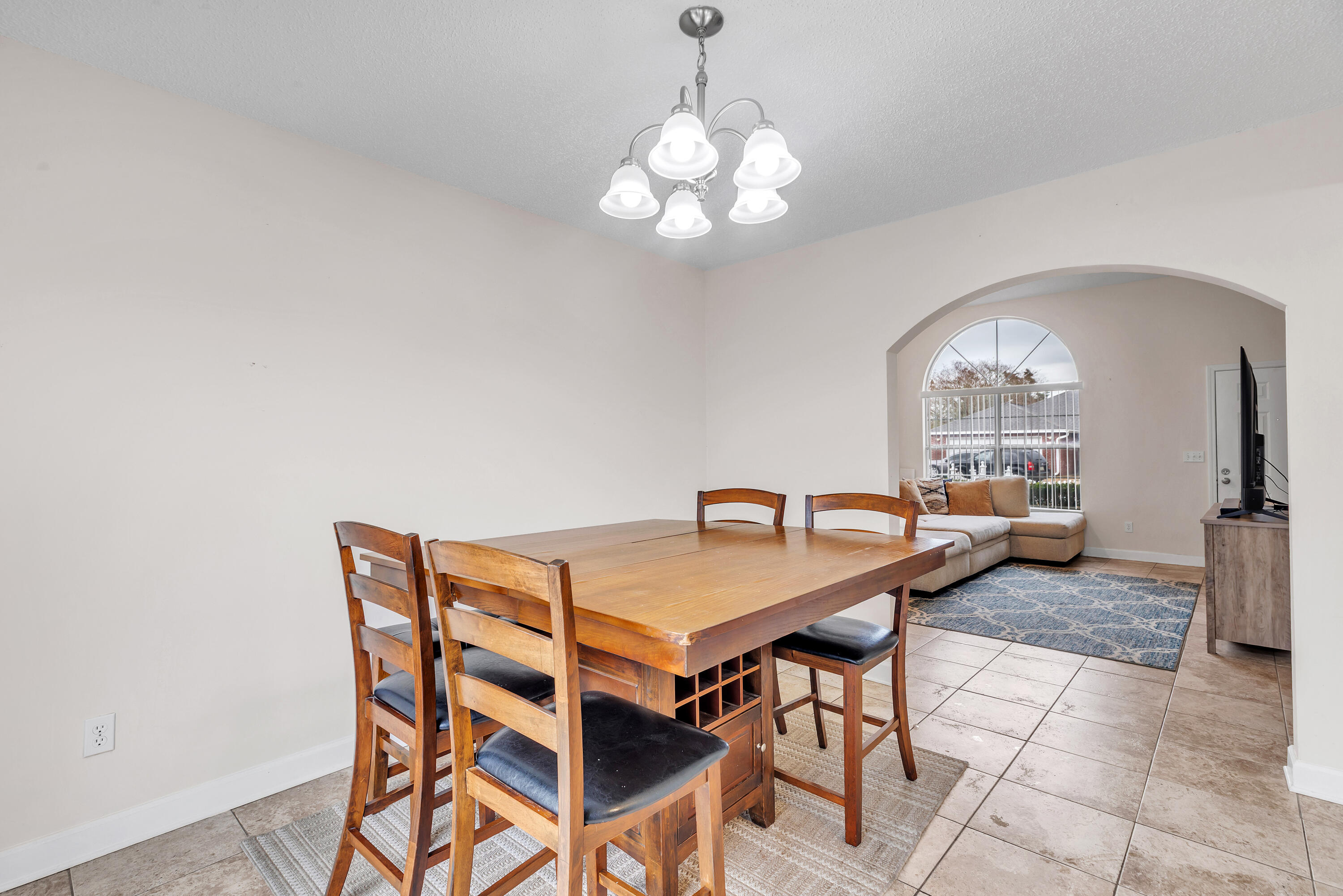 ROANOKE VILLAGE S/D - Residential