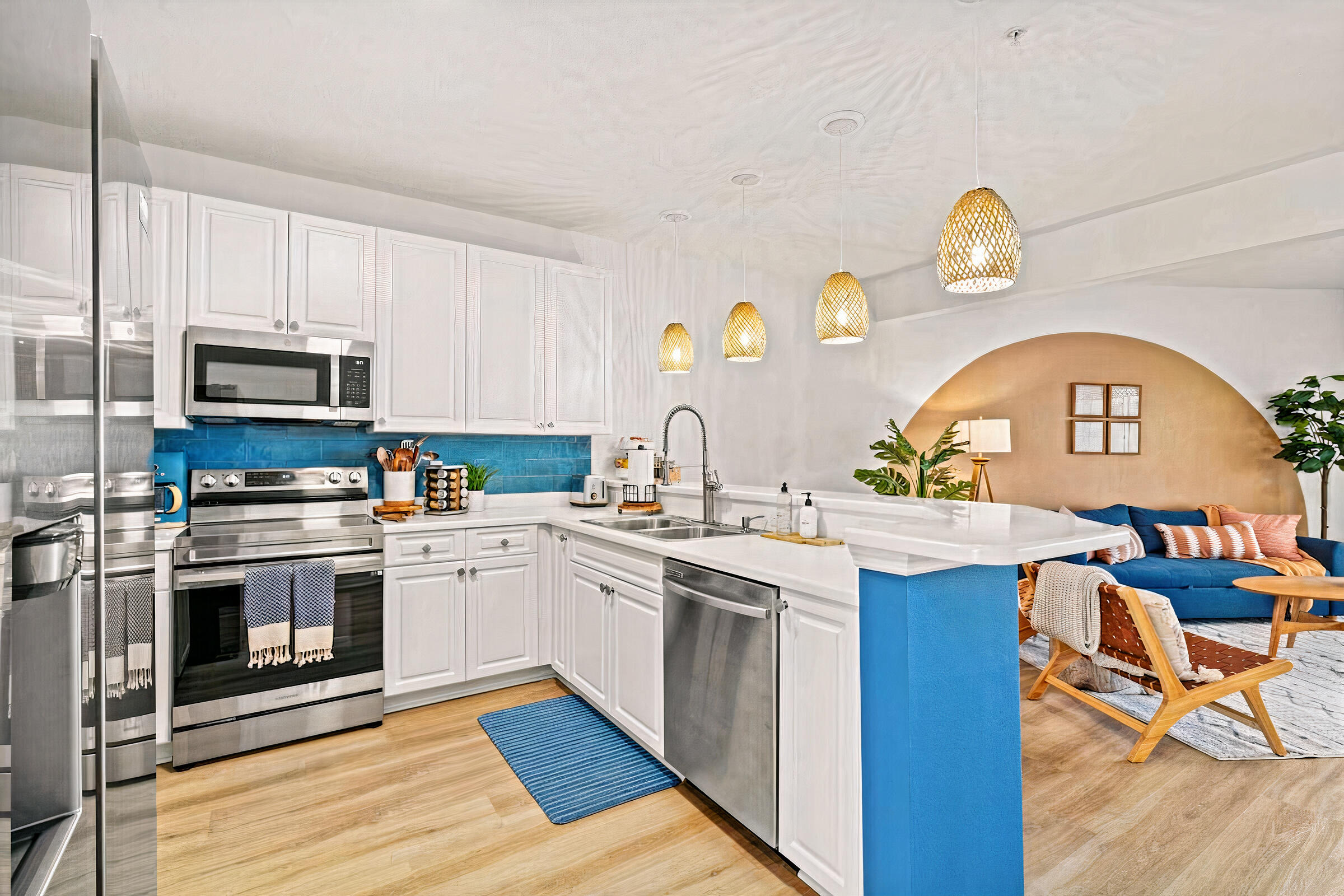 BEACH POINTE T/H - Residential