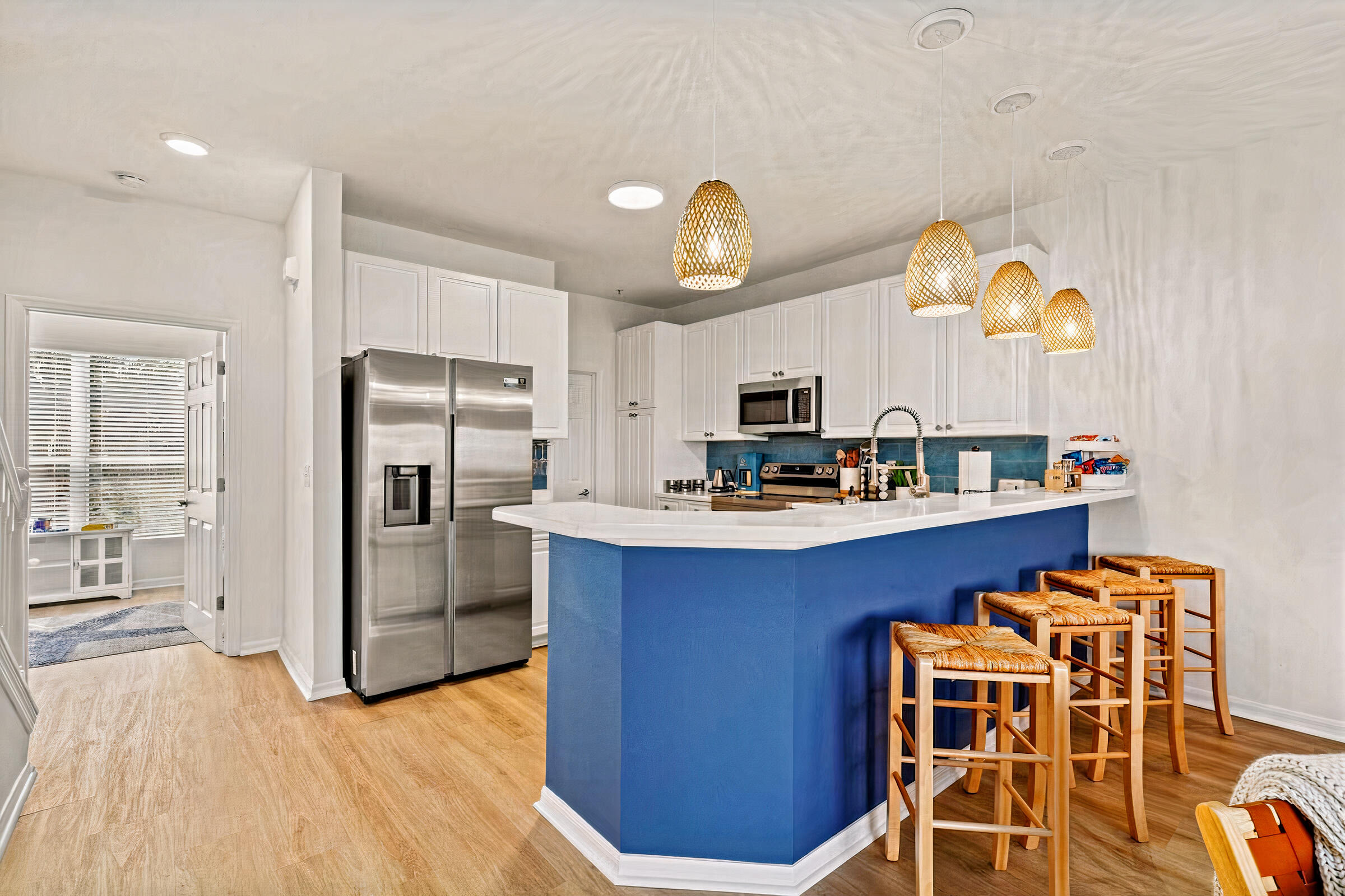 BEACH POINTE T/H - Residential