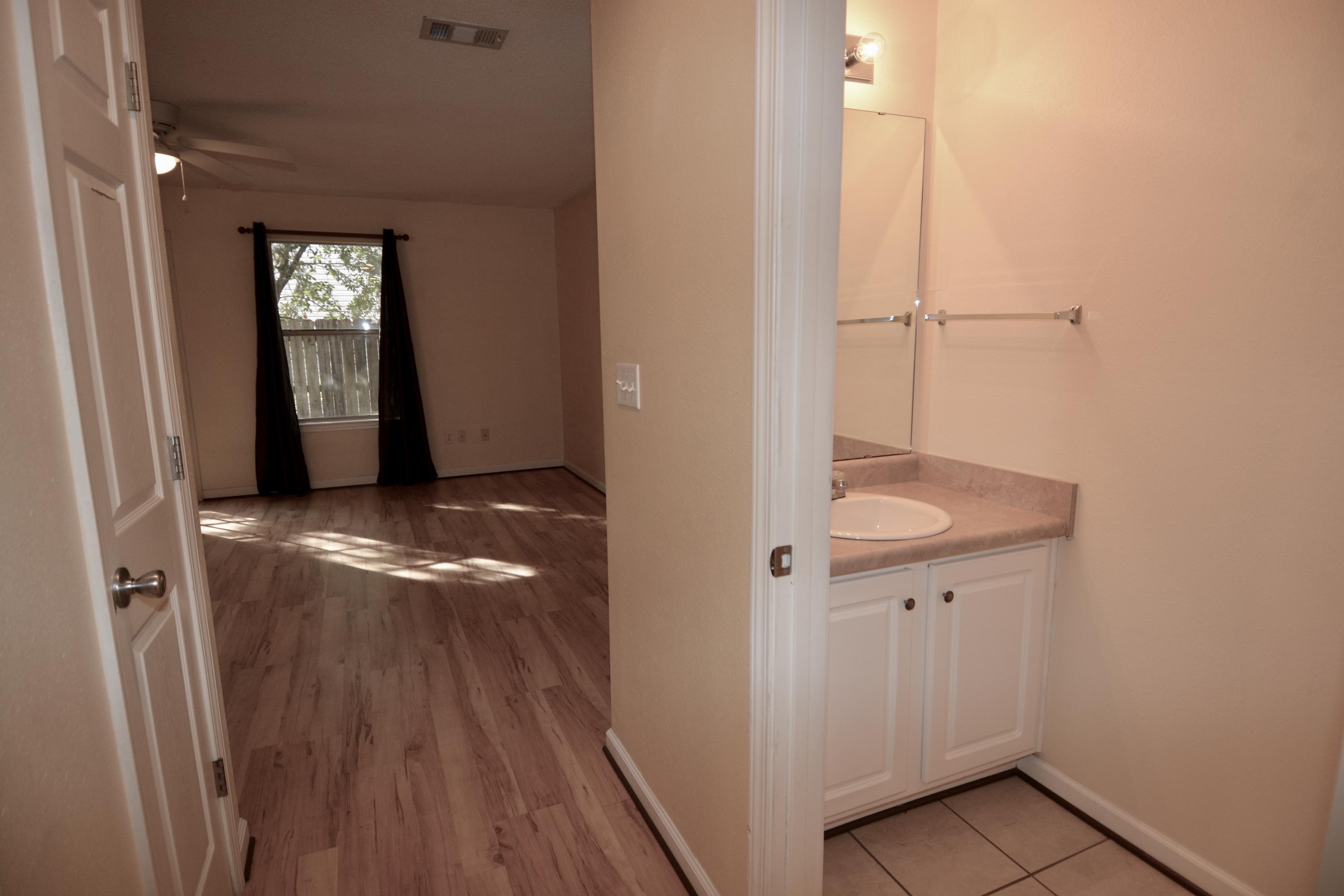 KEYSTONE T/H - Residential