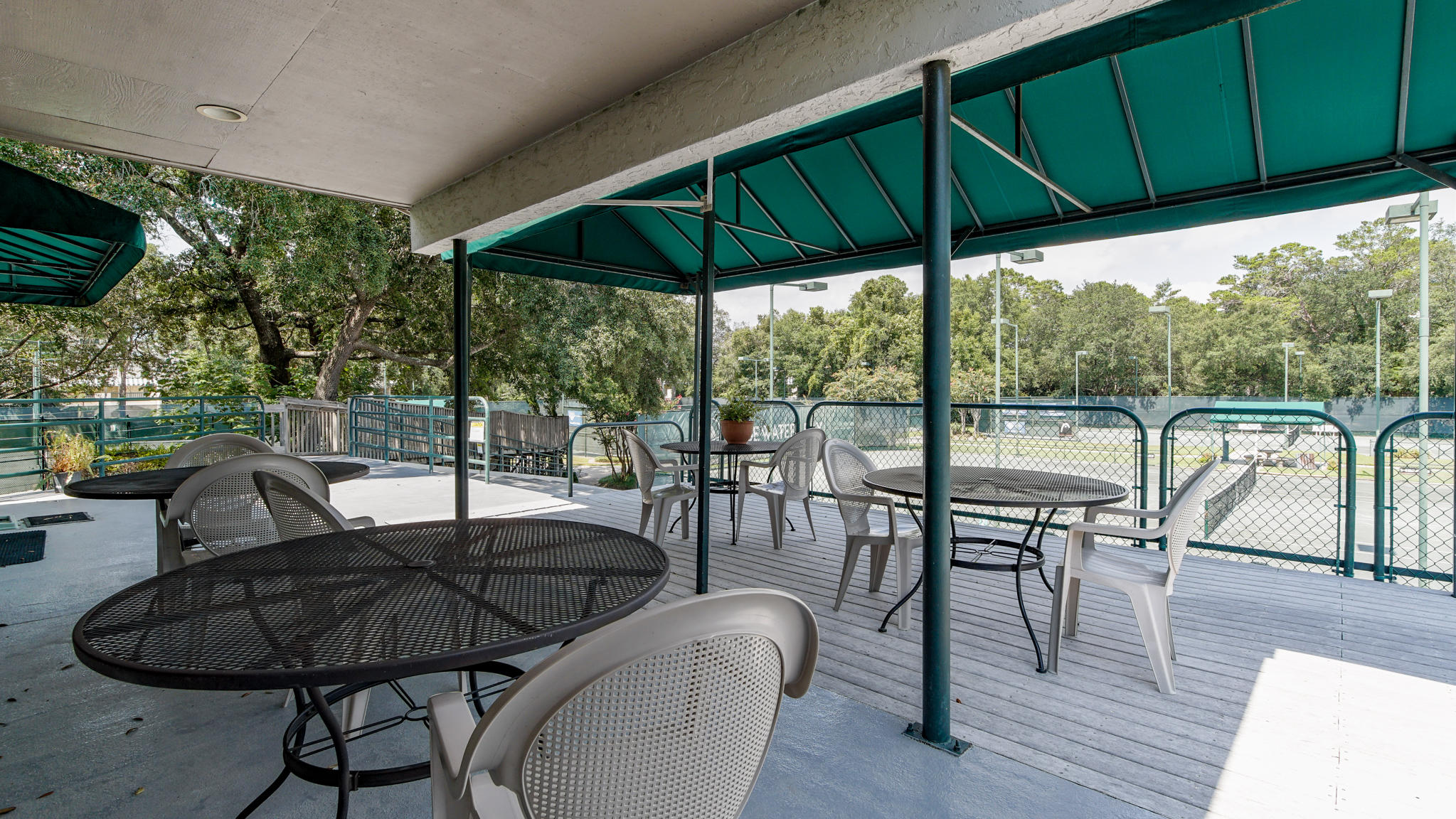 WINDWARD PH 4 - Residential