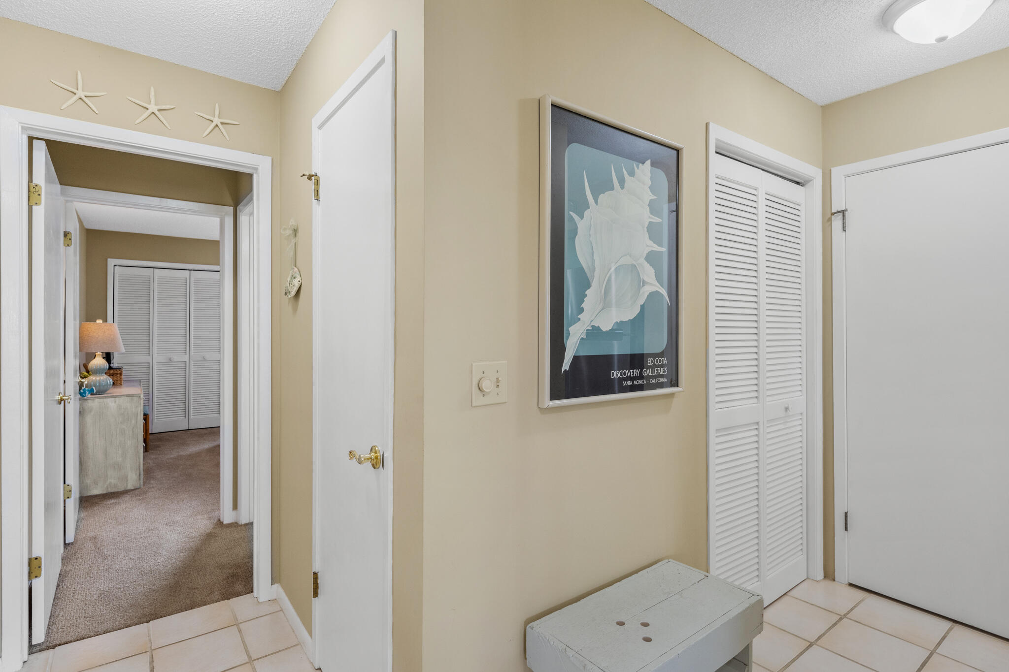 HARBOUR POINT CONDO - Residential