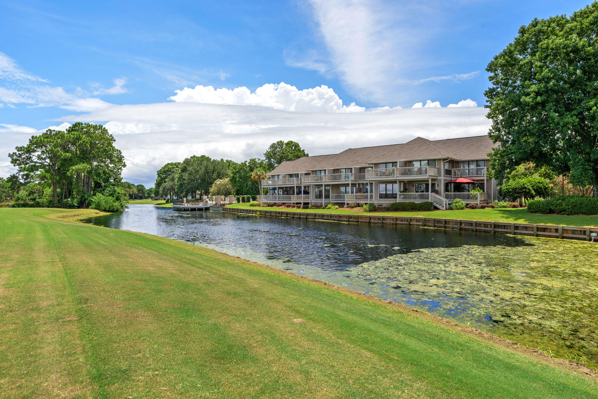 HARBOUR POINT CONDO - Residential