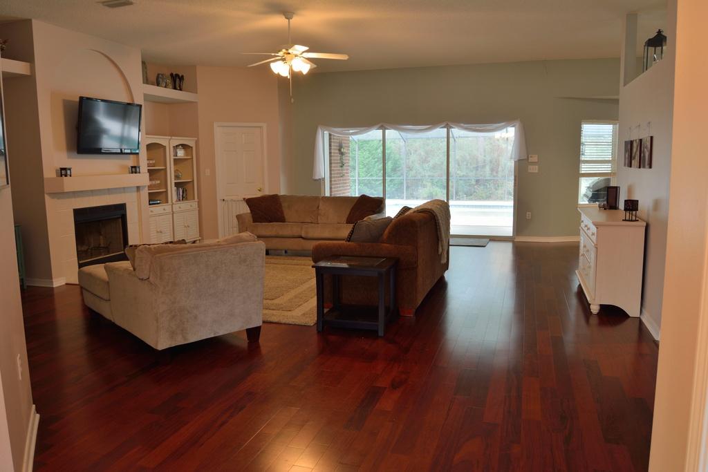 HOLLEY BY THE SEA - Residential