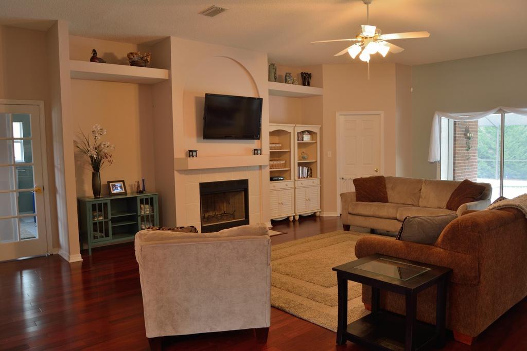 HOLLEY BY THE SEA - Residential