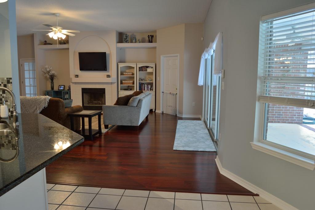 HOLLEY BY THE SEA - Residential