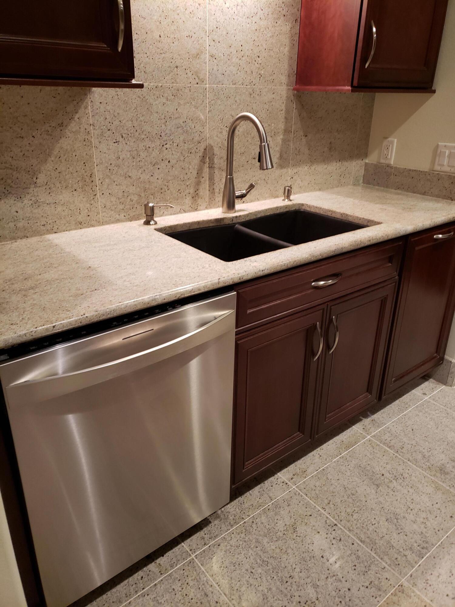 OCEAN CITY - Residential