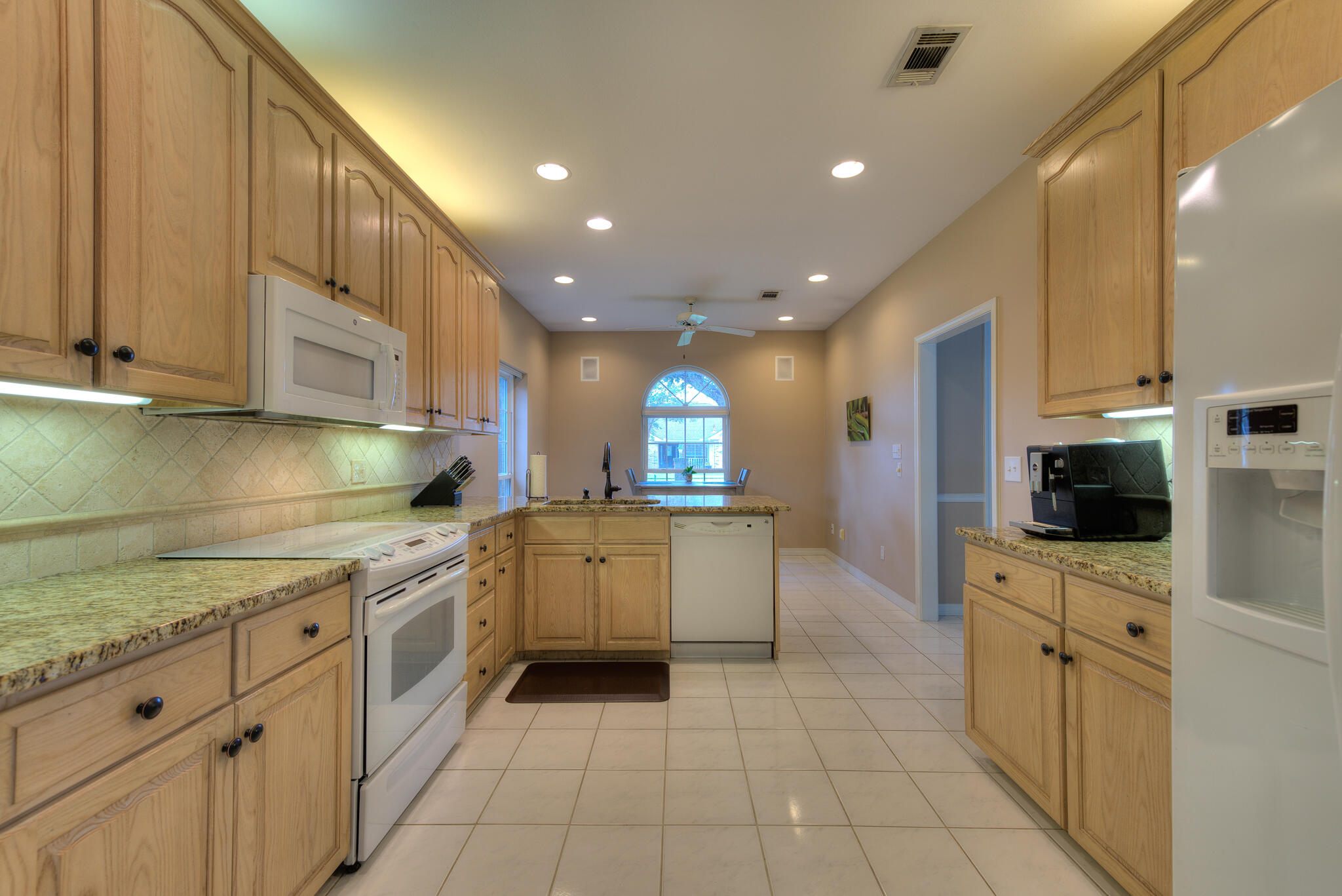 EMERALD BREEZE ESTATES - Residential