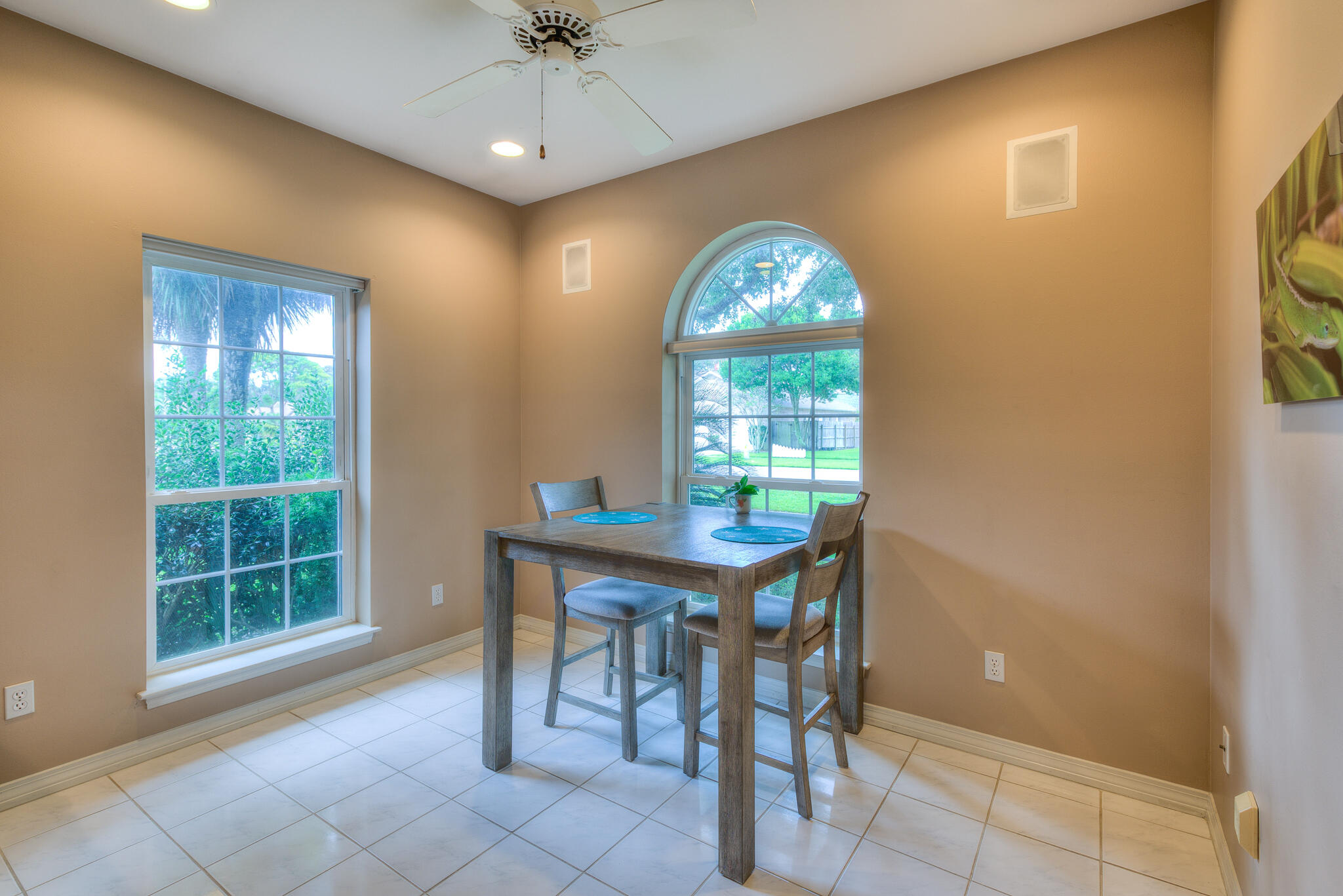 EMERALD BREEZE ESTATES - Residential