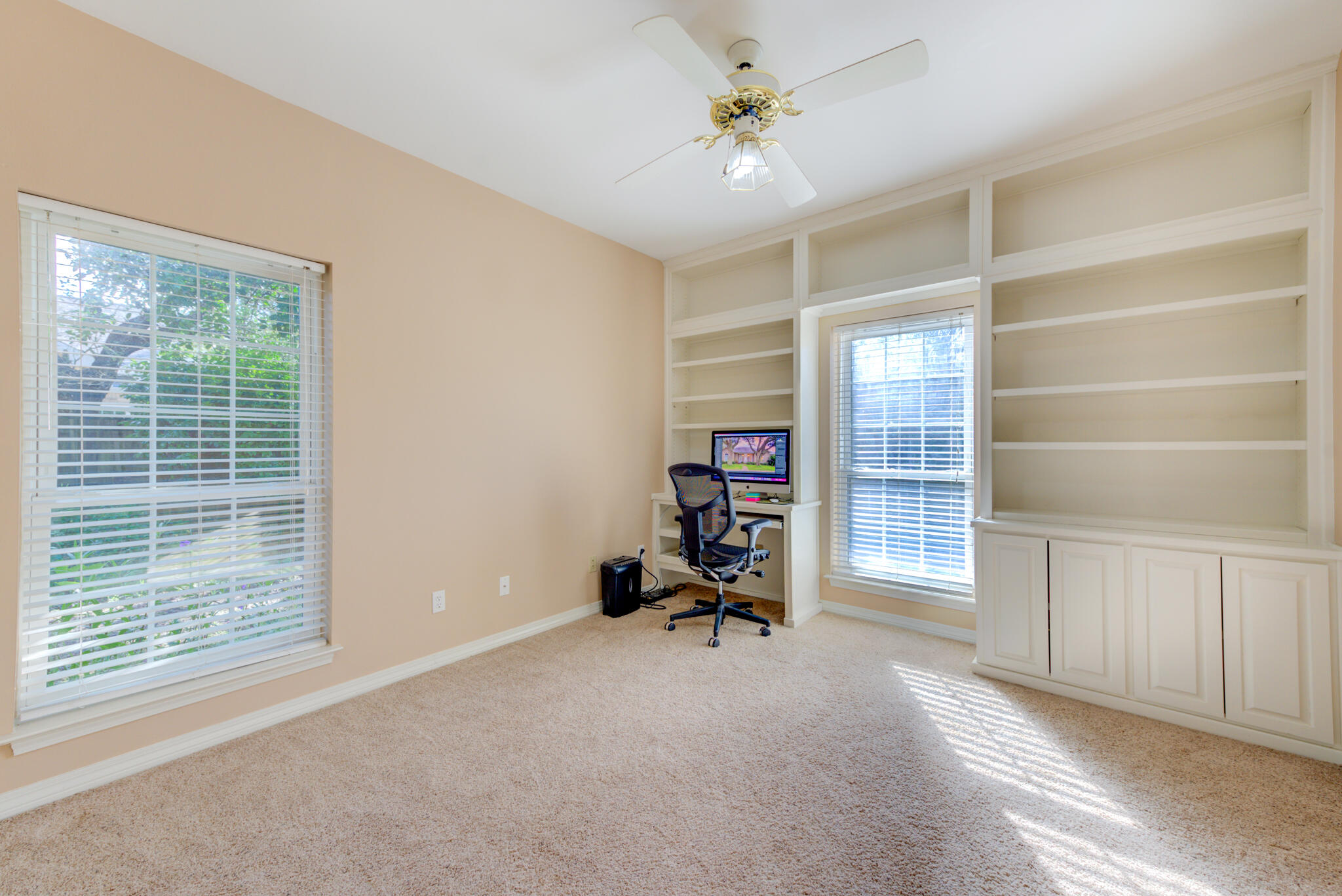 EMERALD BREEZE ESTATES - Residential