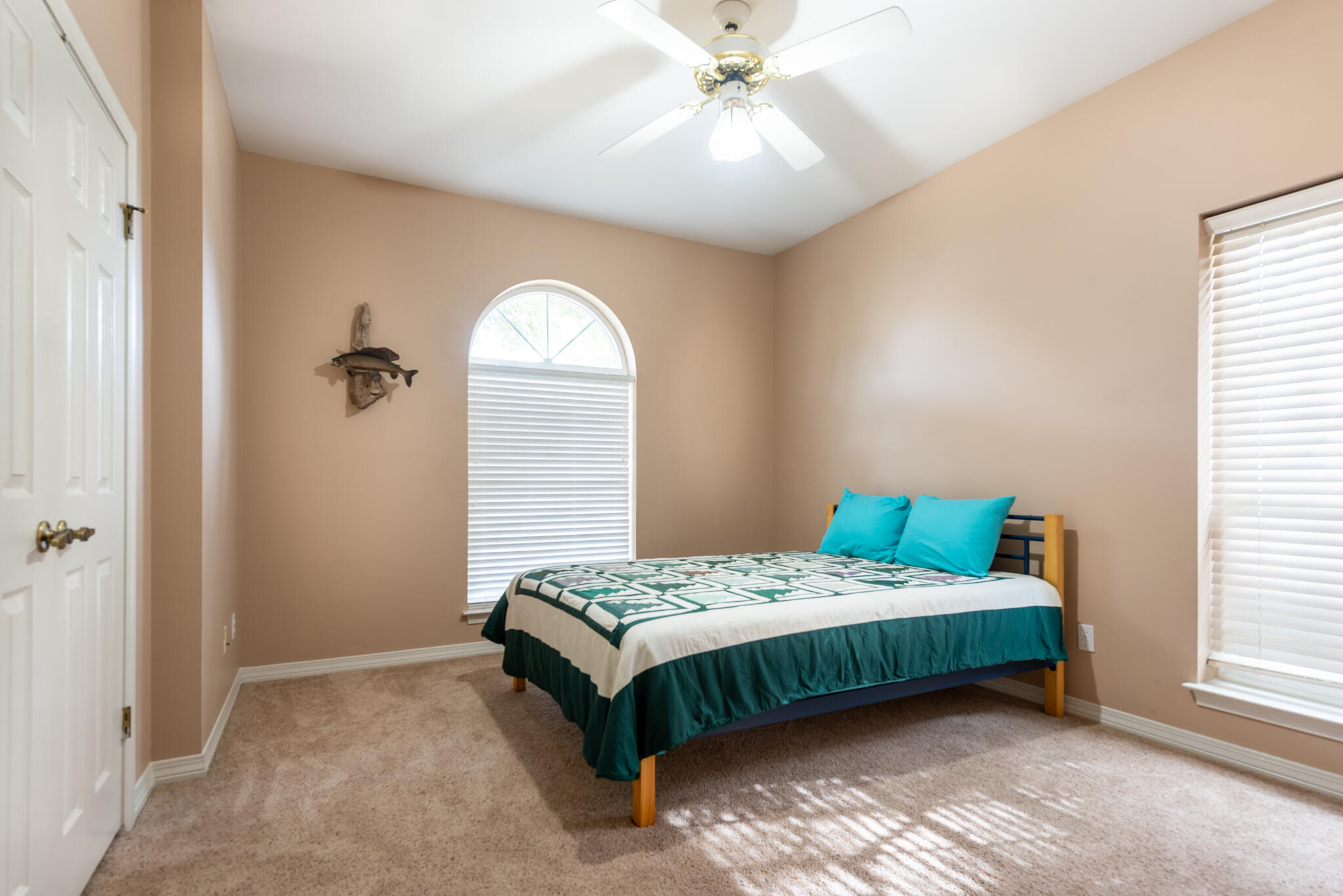 EMERALD BREEZE ESTATES - Residential