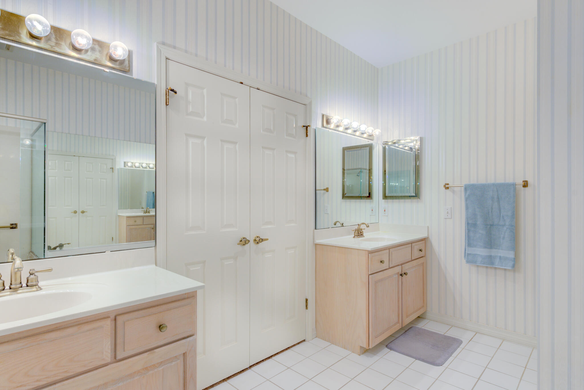 EMERALD BREEZE ESTATES - Residential