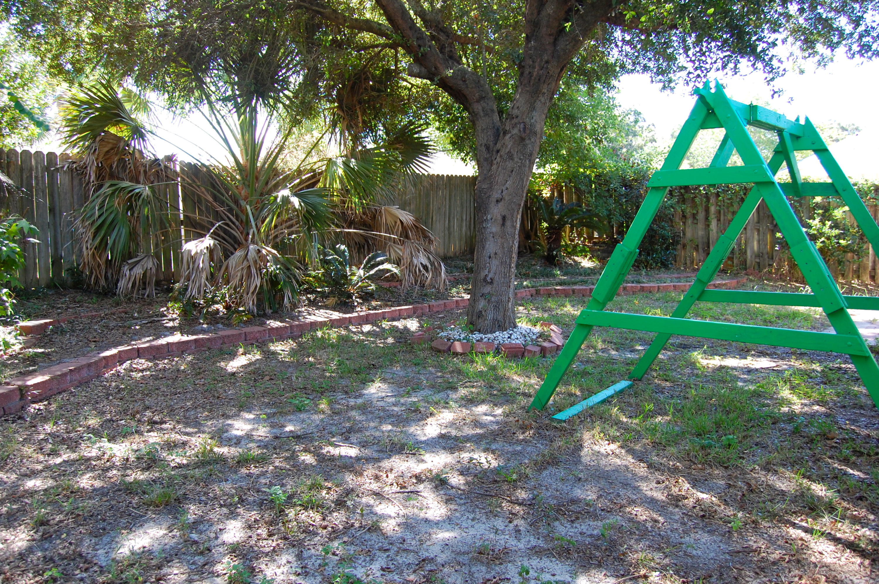 AZALEA GARDENS - Residential