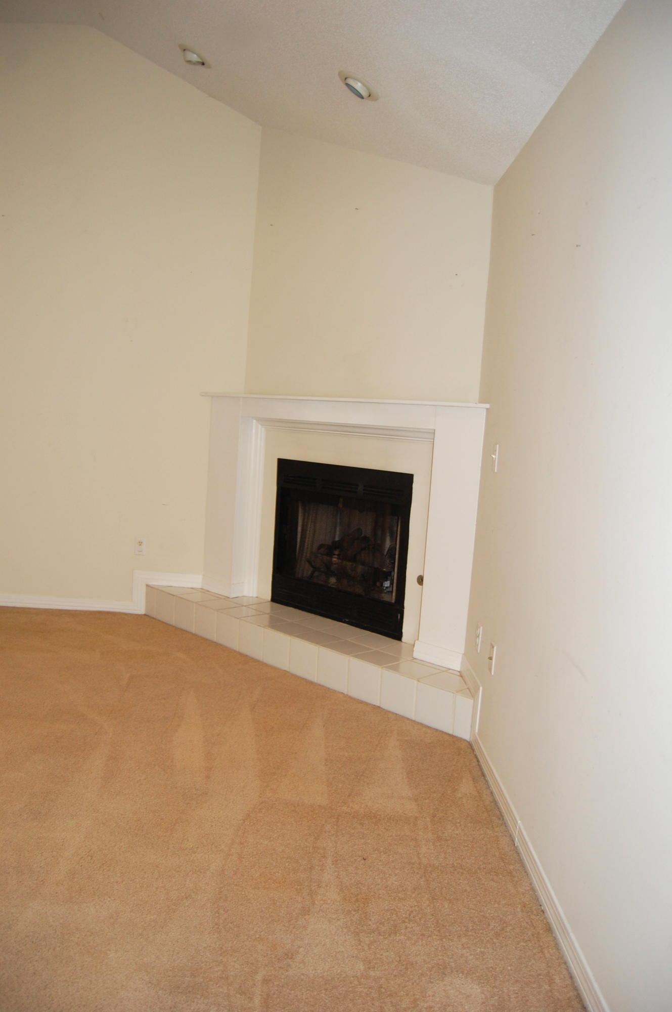 AZALEA GARDENS - Residential