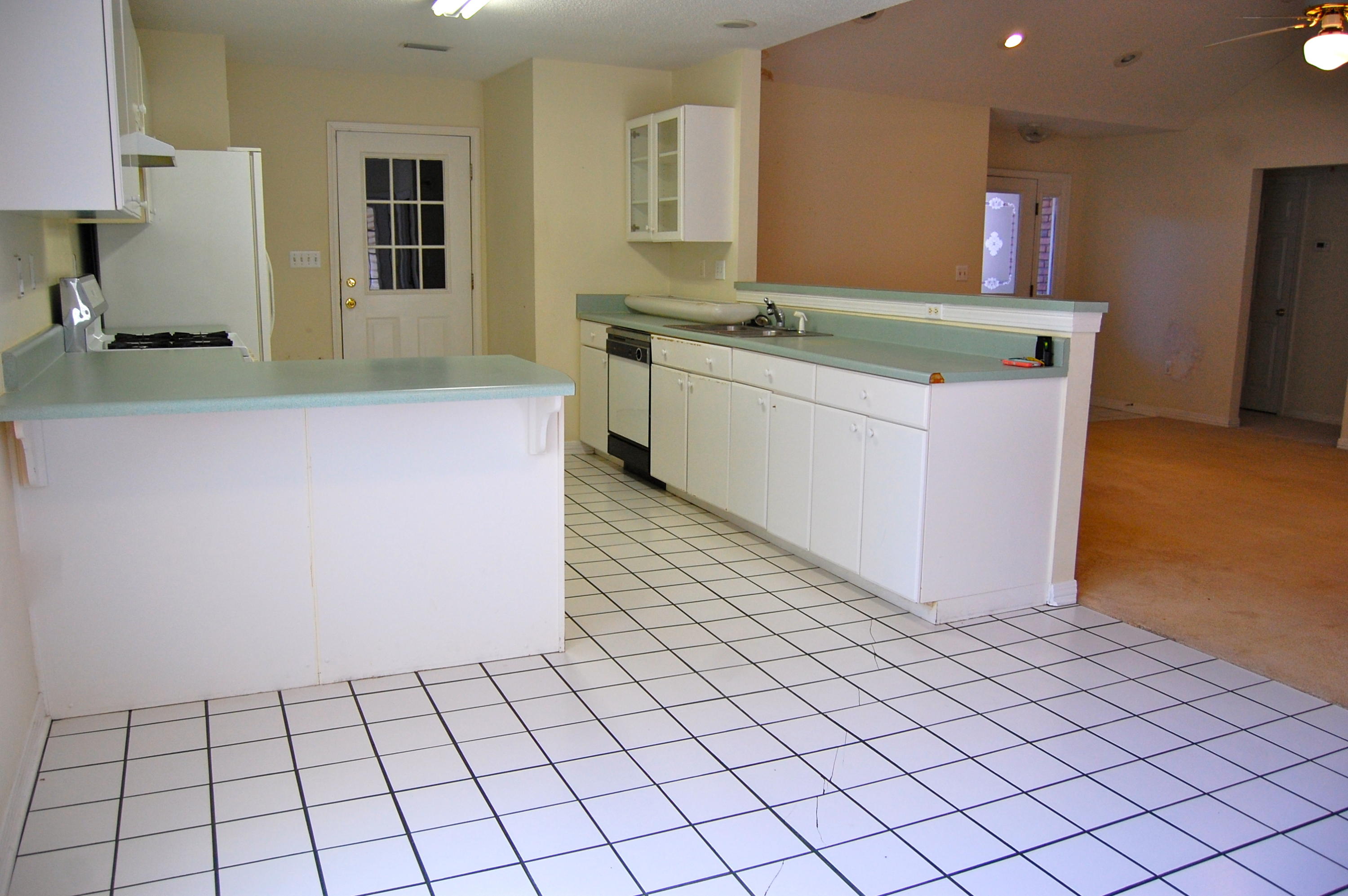 AZALEA GARDENS - Residential