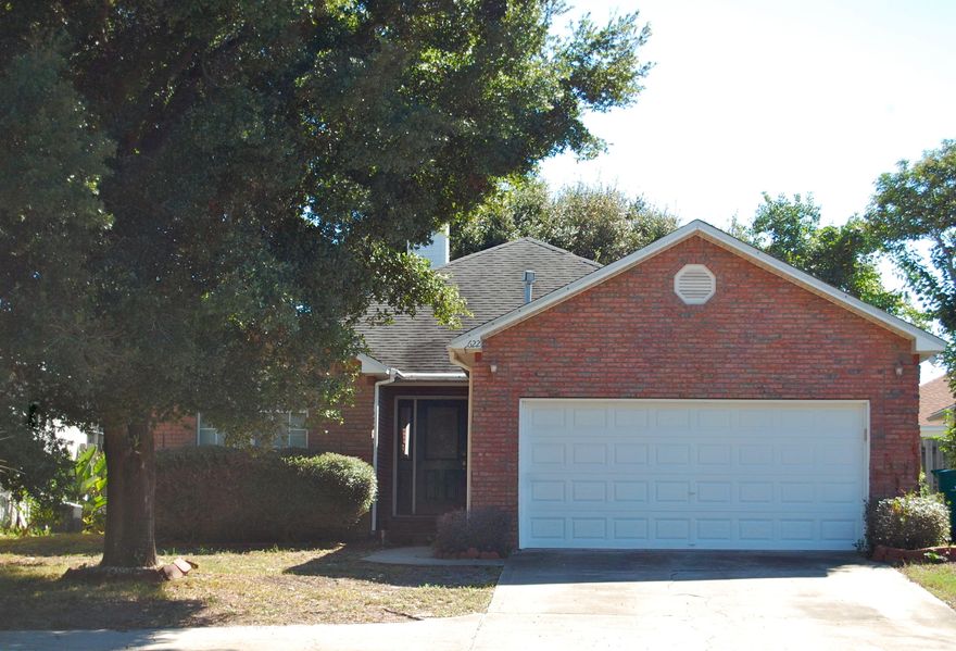 Exceptional home located in the heart of Destin! Interior features: 3 bed/2 bath, 2 car garage, carpet throughout main living areas, tile throughout kitchen and bathrooms, vaulted ceilings, and a breakfast bar. Exterior features: screened-in porch, privacy fenced backyard, and lush landscaping. 3622 Azalea Drive is within close proximity to area dining, shopping, boating activities and more! Make 3622 Azalea Drive your Destin home today!