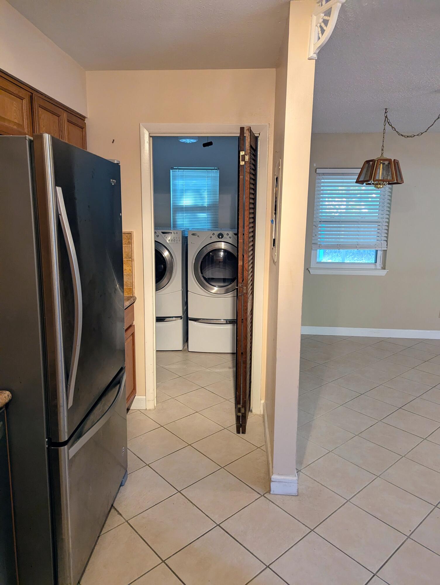 WOODHAM MANOR 4TH ADDN - Residential