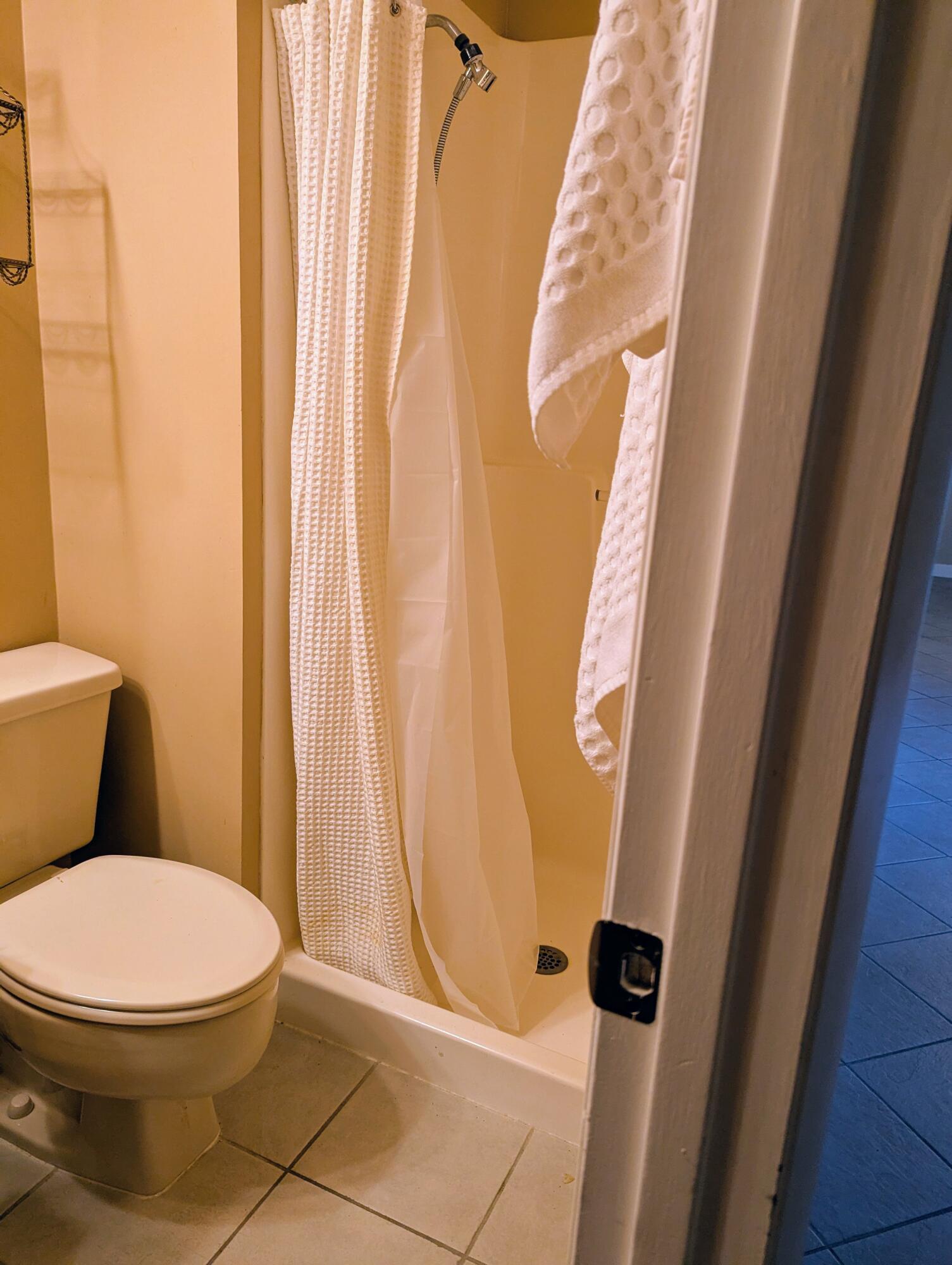 WOODHAM MANOR 4TH ADDN - Residential