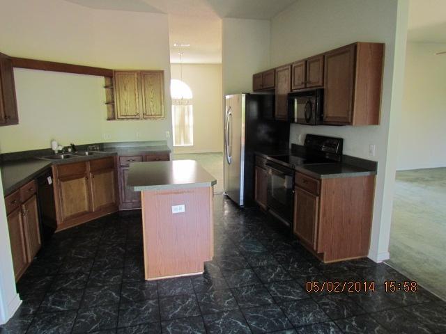 COUNTRYVIEW ESTATES 10TH ADDN - Residential