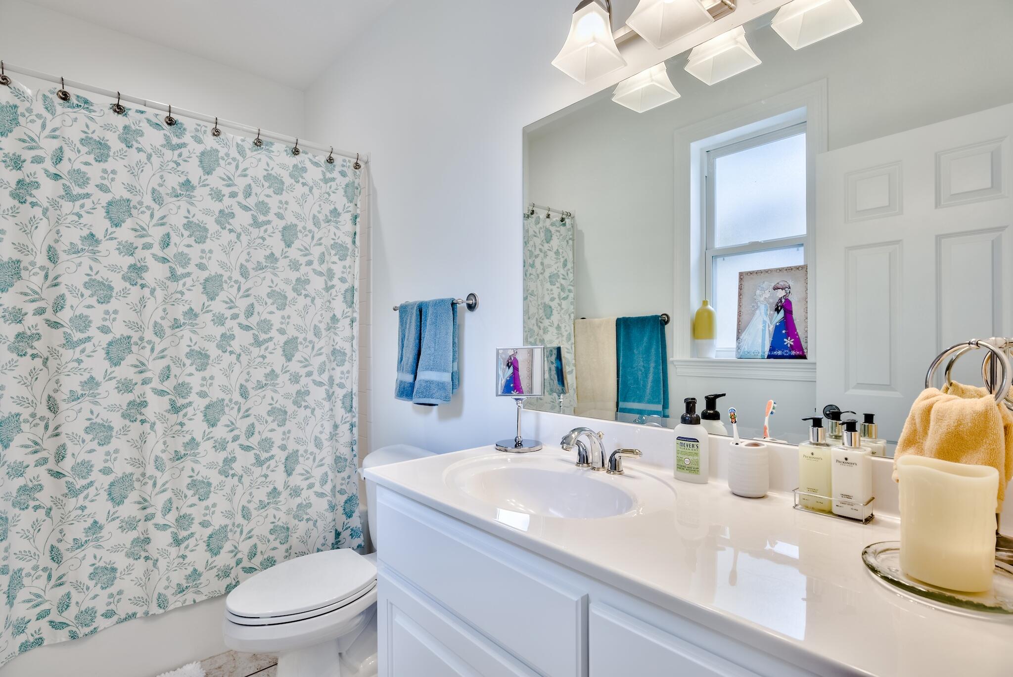 PELICAN BAY - Residential