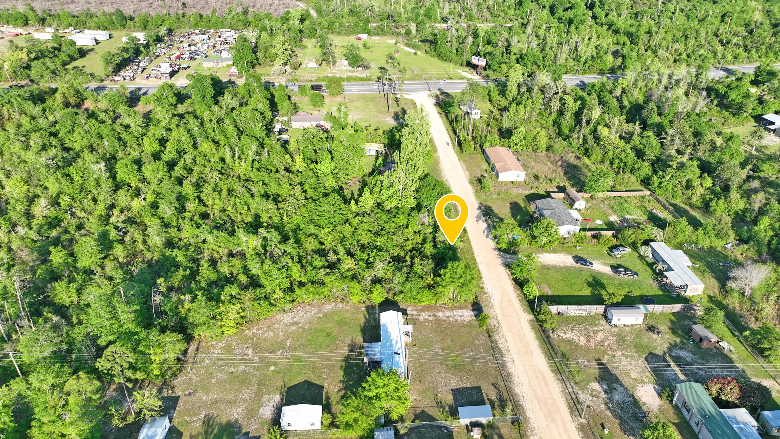 NO RECORDED SUBDIVISION - Land