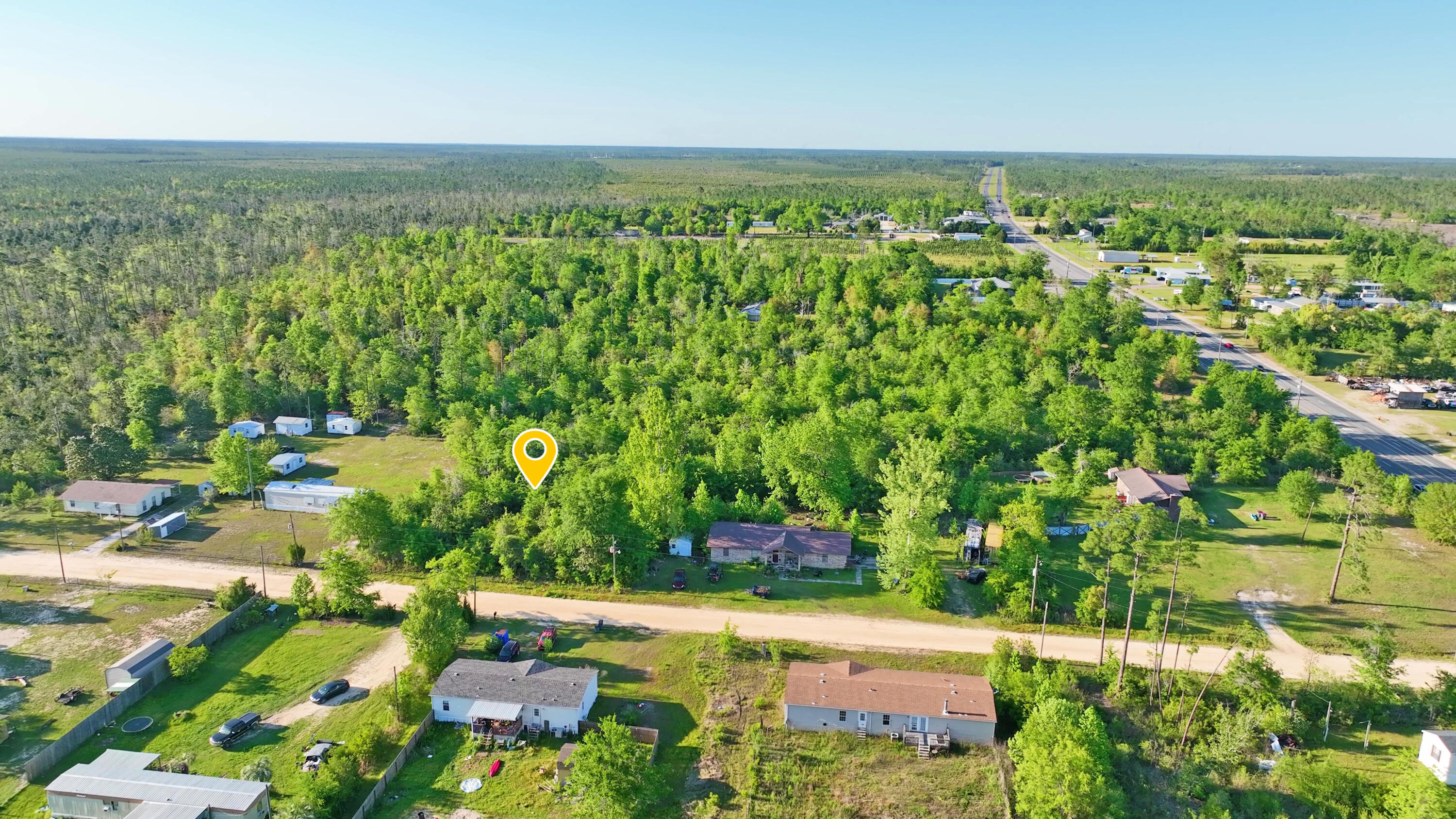 NO RECORDED SUBDIVISION - Land