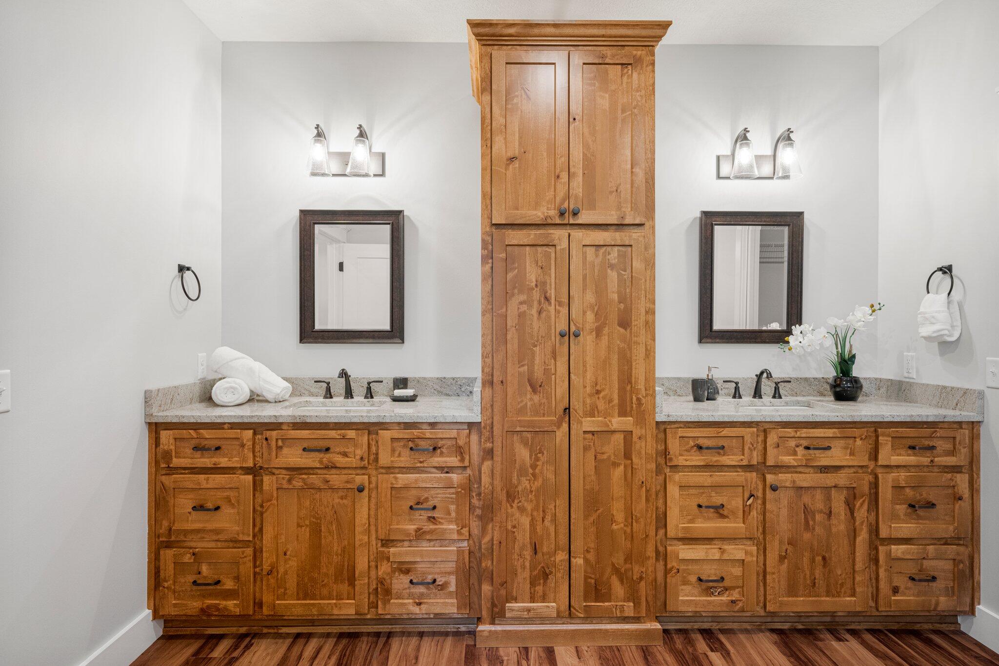 Lake Merial - Residential