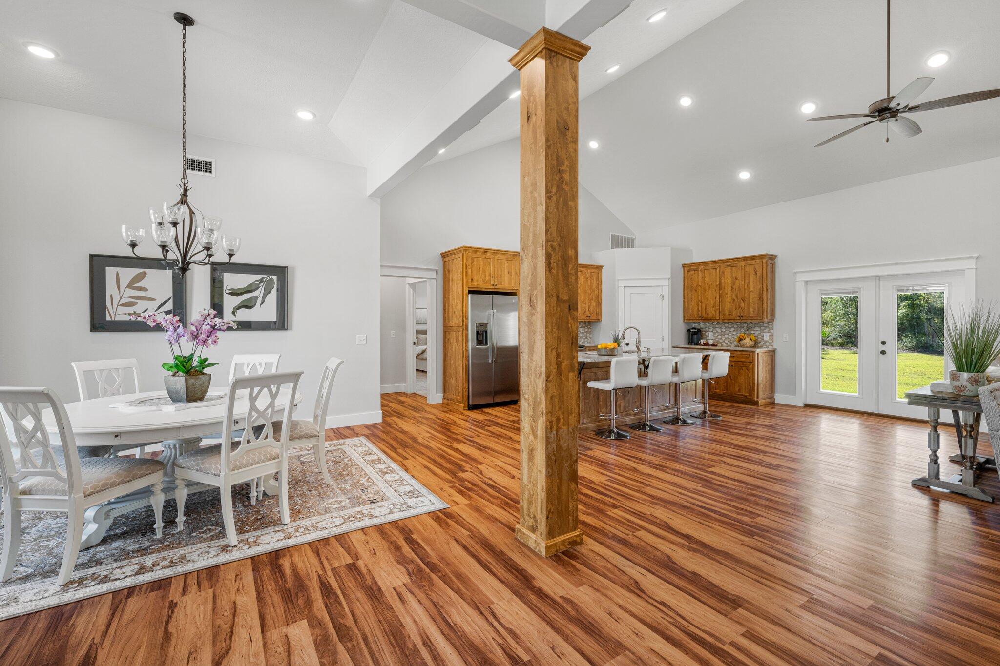 Lake Merial - Residential