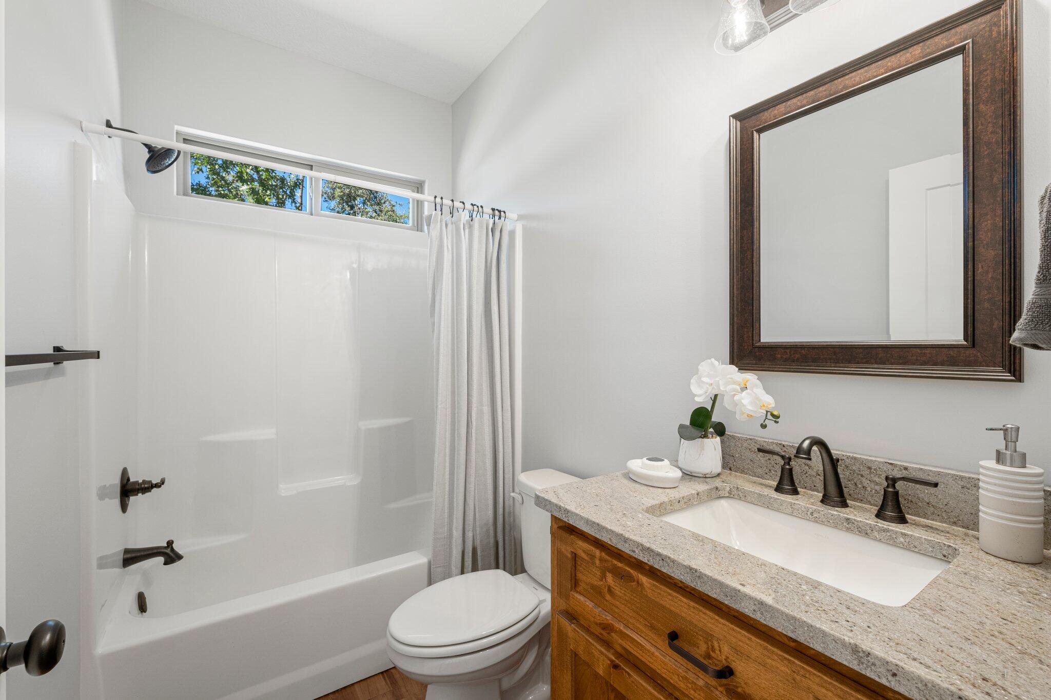 Lake Merial - Residential