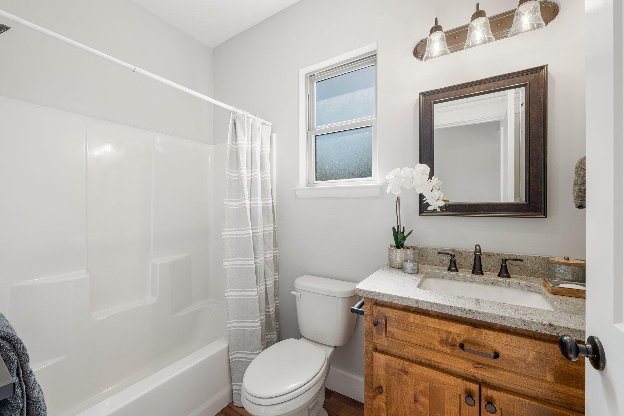 Lake Merial - Residential