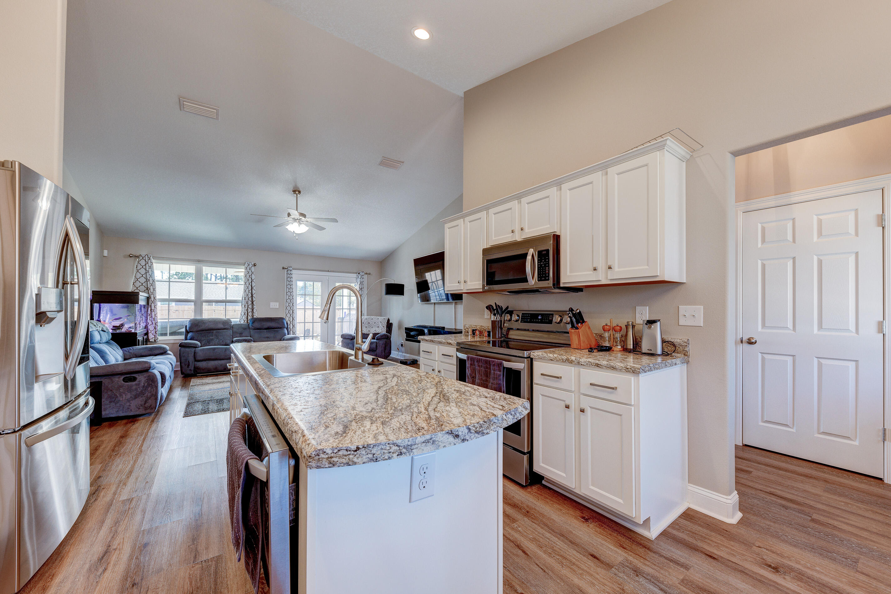 EAST BAY HEIGHTS - Residential