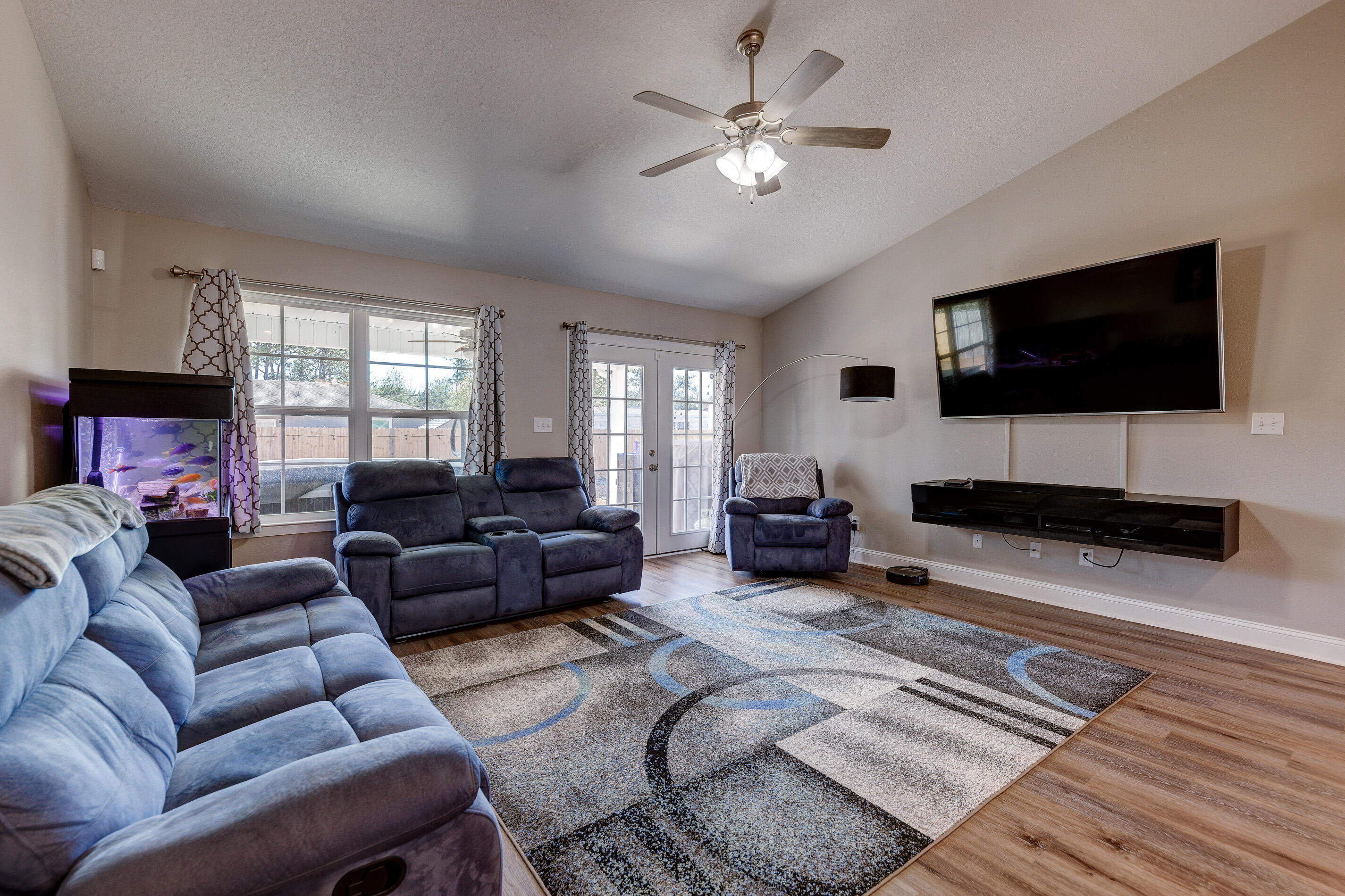 EAST BAY HEIGHTS - Residential