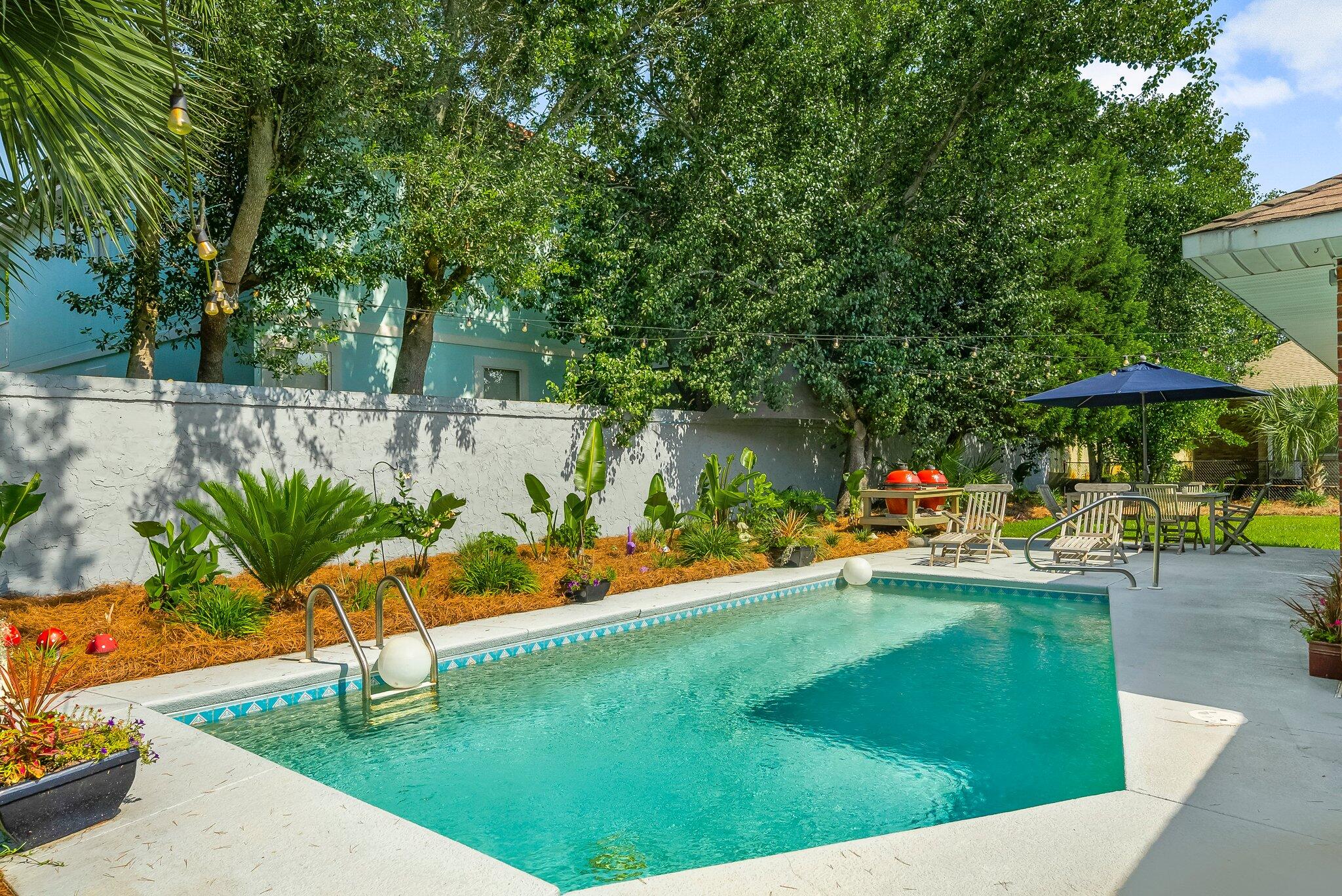 EMERALD BREEZE ESTATES - Residential