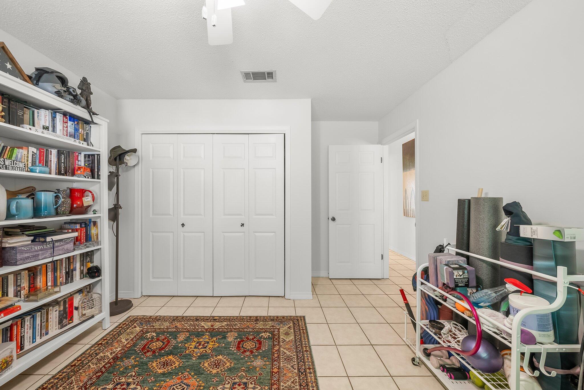EMERALD BREEZE ESTATES - Residential