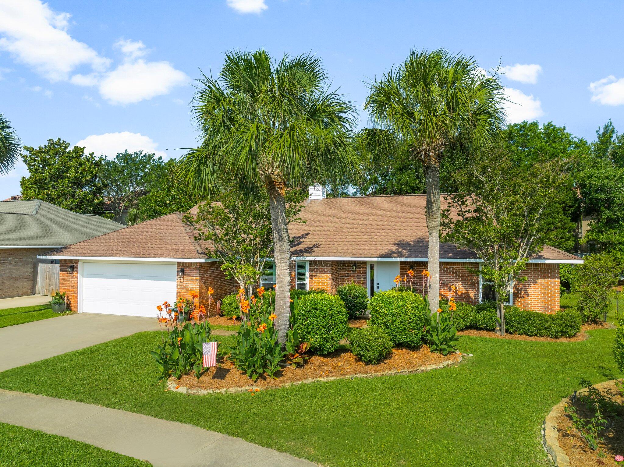 EMERALD BREEZE ESTATES - Residential