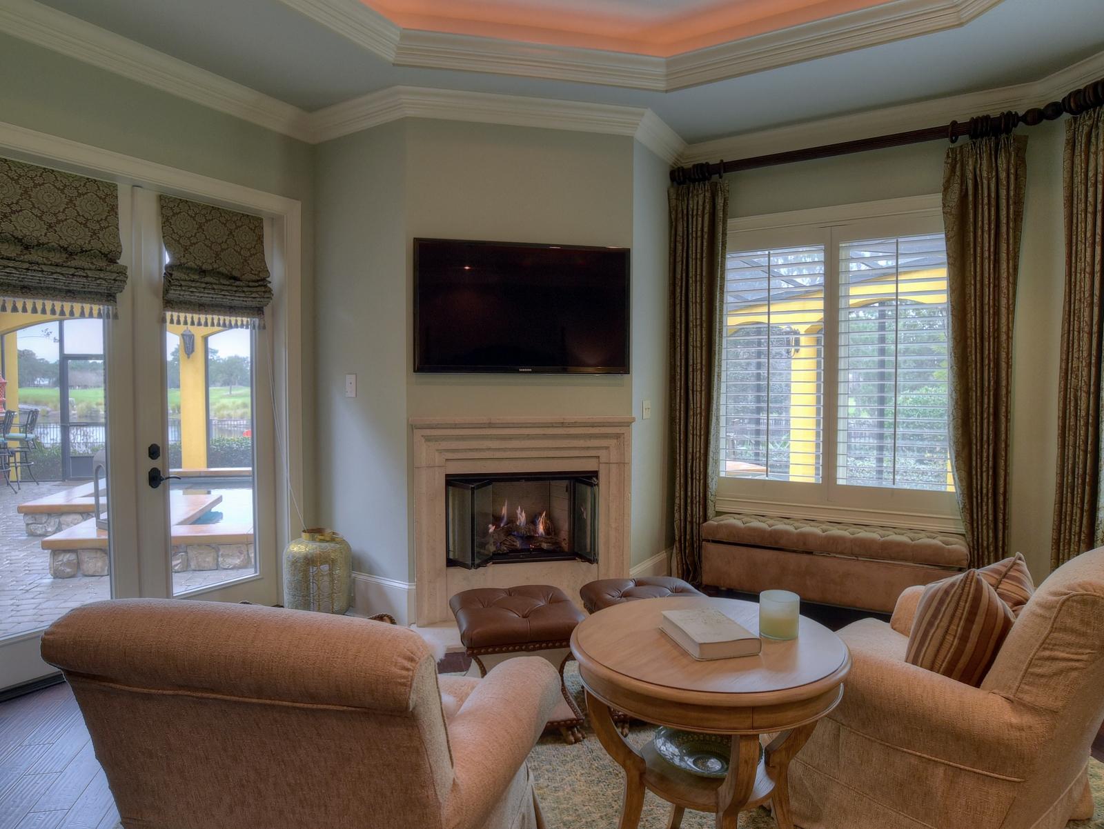 ISLAND GREEN - Residential