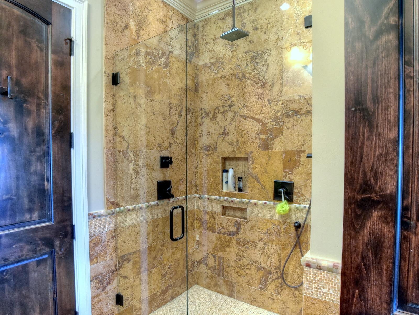 ISLAND GREEN - Residential