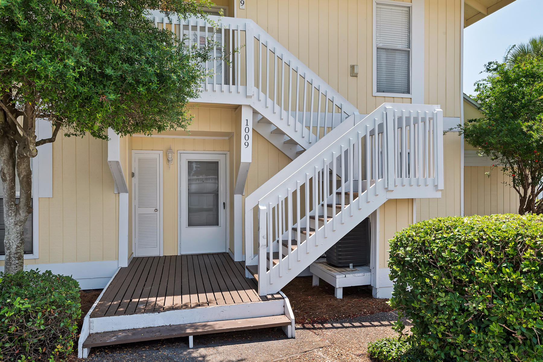 Beautifully furnished Sandpiper Cove condo in Destin Florida, overlooking one of the pools and par three nine hole pitch and putt golf course. This unit has granite counters in kitchen, bright tile floors and a breakfast bar for open feel. Living room and dining room arrangement adds to spaciousness, light flows from windows and lovely pool vista. Located only a quick walk from the deeded 1100 feet of beach access. Sandpiper Cove has 5 swimming pools (2 heated), 3 hot tubs, harbor front marina, boat docking along canal, boat launch, 24 hour gate, roving courtesy patrol. Sandpiper is also home to the famous Louisiana Lagniappe Restaurant serving dinner nightly. Rated Platinum level on the Sandpiper Cove Rental Program, rentals for 2016 appr $12,782. New HVAC, new bath vanit