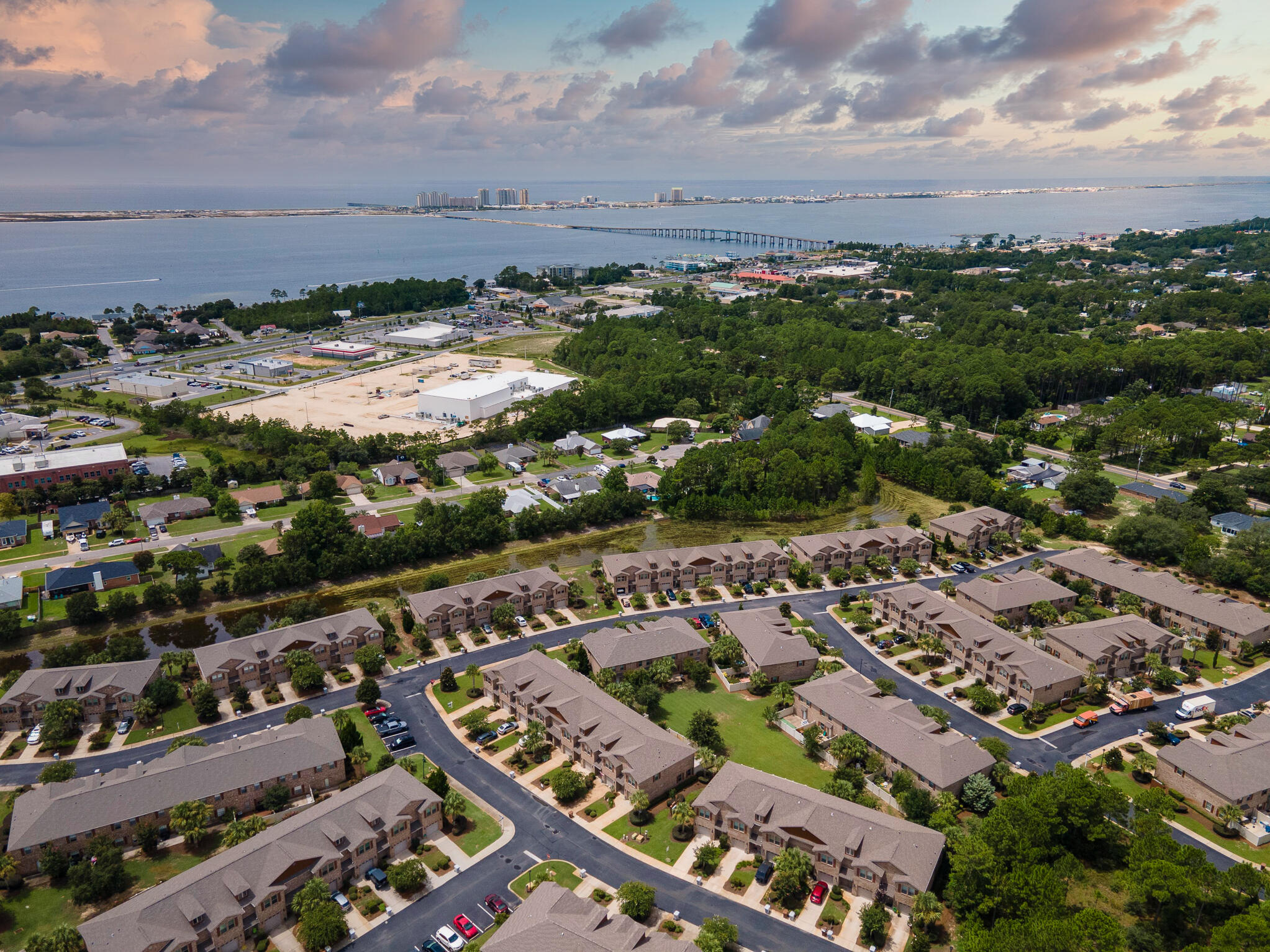 Reserve Pointe - Residential