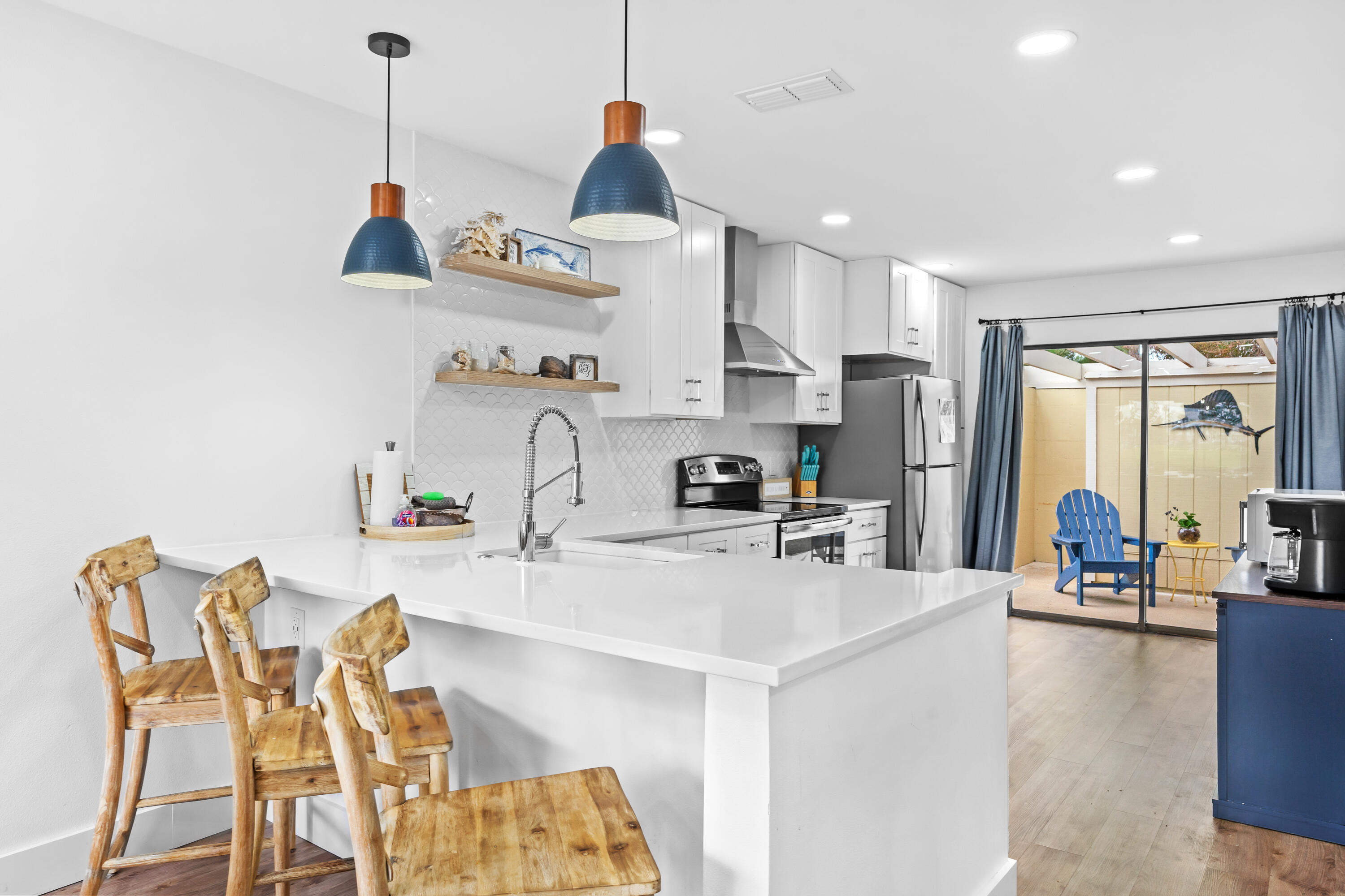 LINKSIDE VILLAGE - Residential