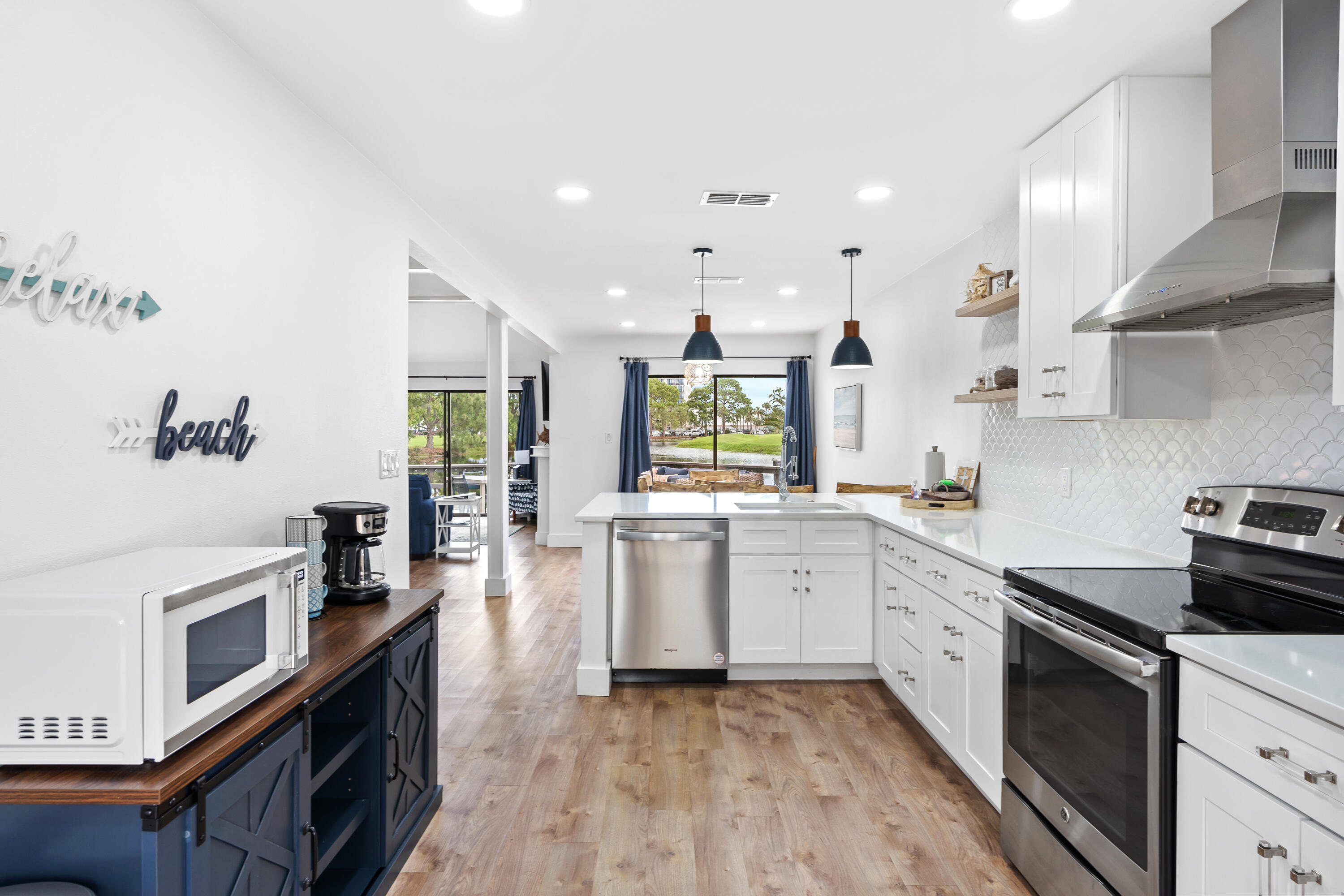 LINKSIDE VILLAGE - Residential
