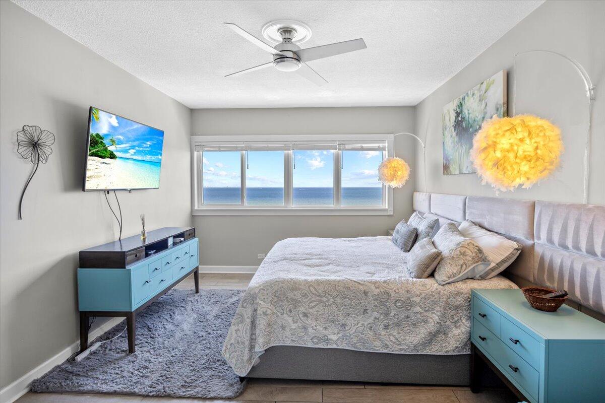 BAYSHORE CONDO - Residential