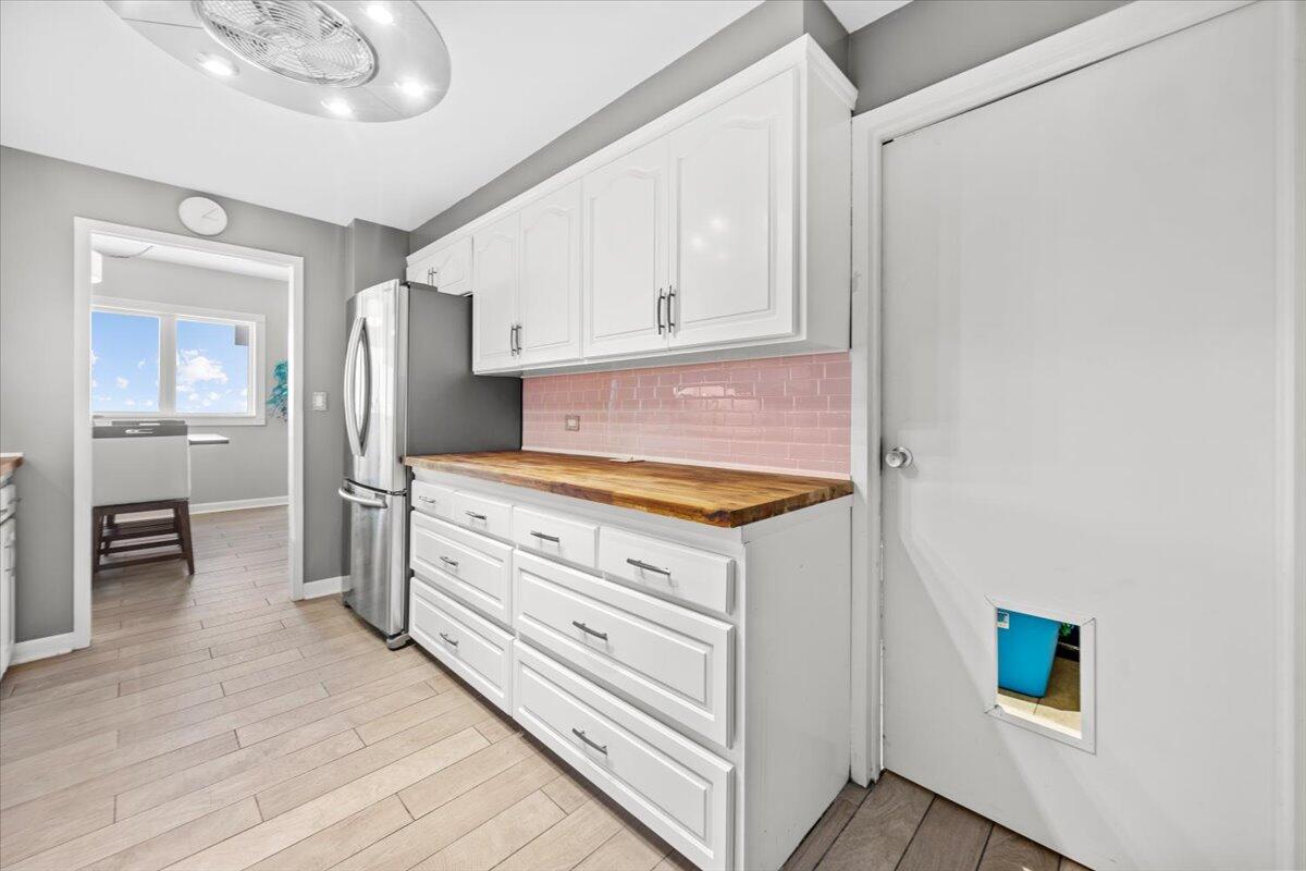 BAYSHORE CONDO - Residential