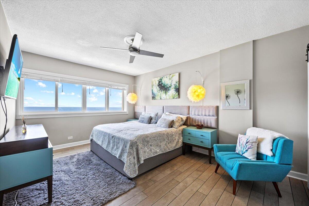BAYSHORE CONDO - Residential